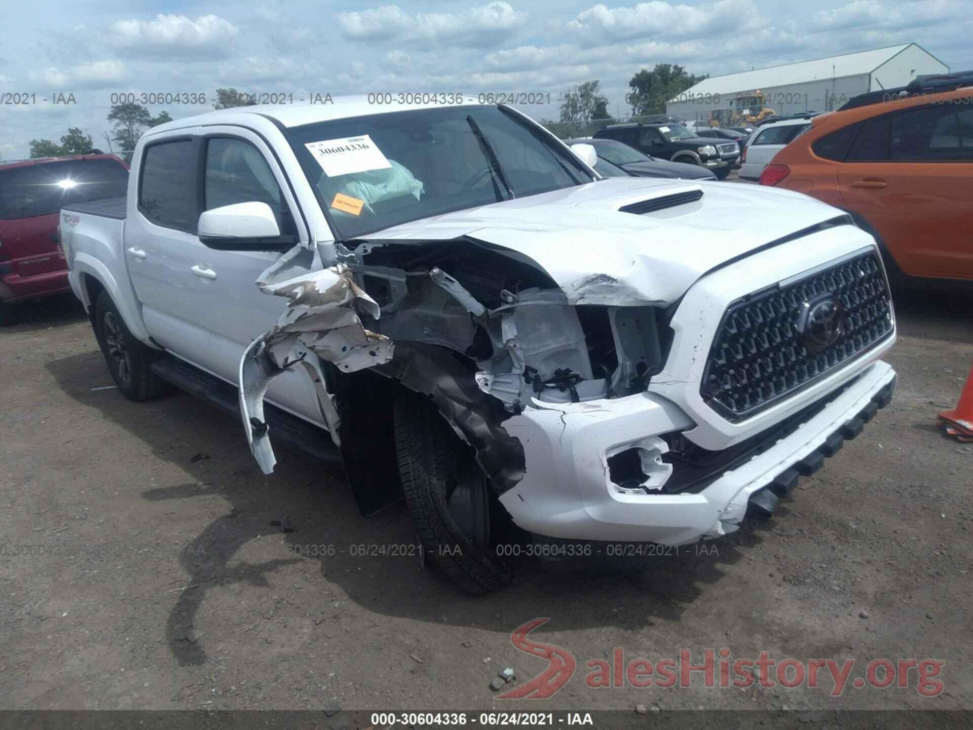 3TMCZ5AN4JM186702 2018 TOYOTA TACOMA