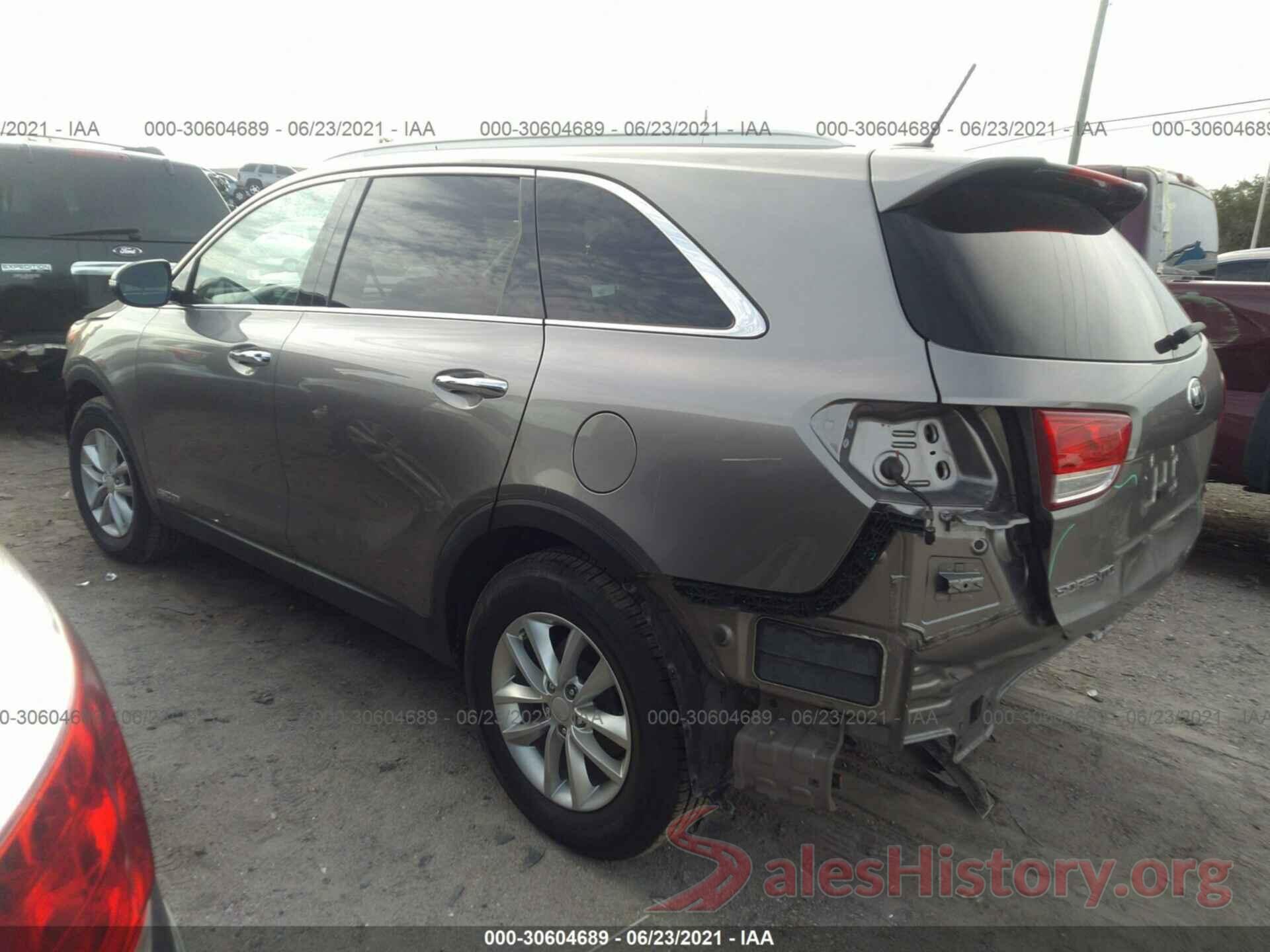 5XYPGDA54HG331844 2017 KIA SORENTO