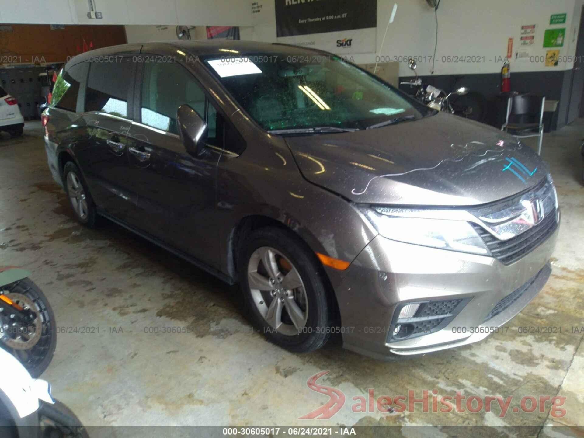 5FNRL6H70JB106244 2018 HONDA ODYSSEY