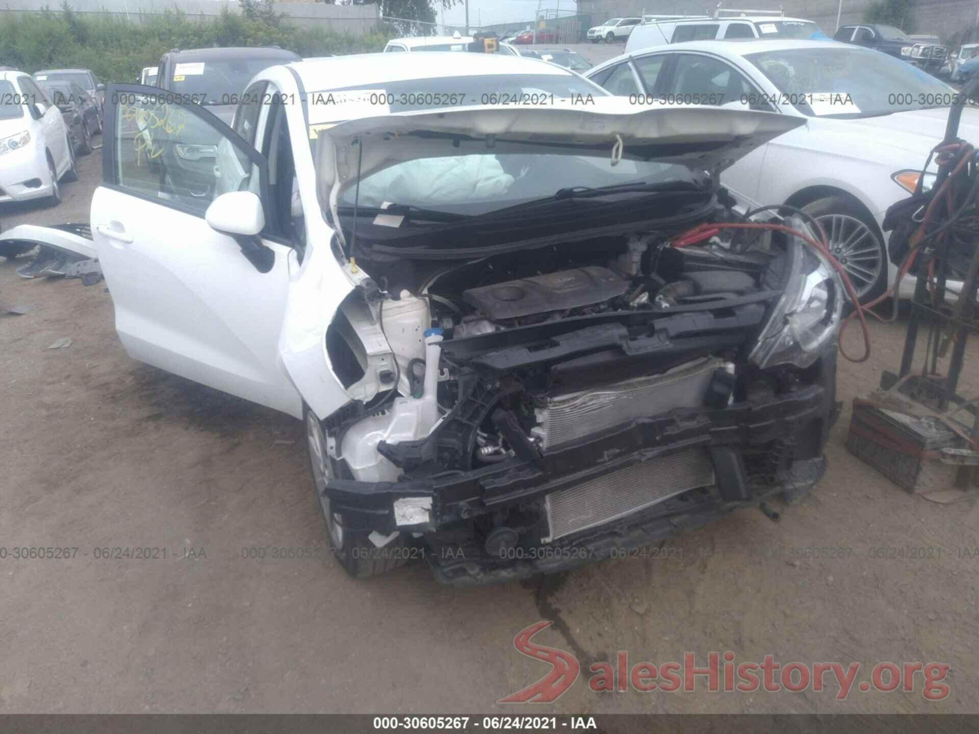 KNADM4A38H6035817 2017 KIA RIO