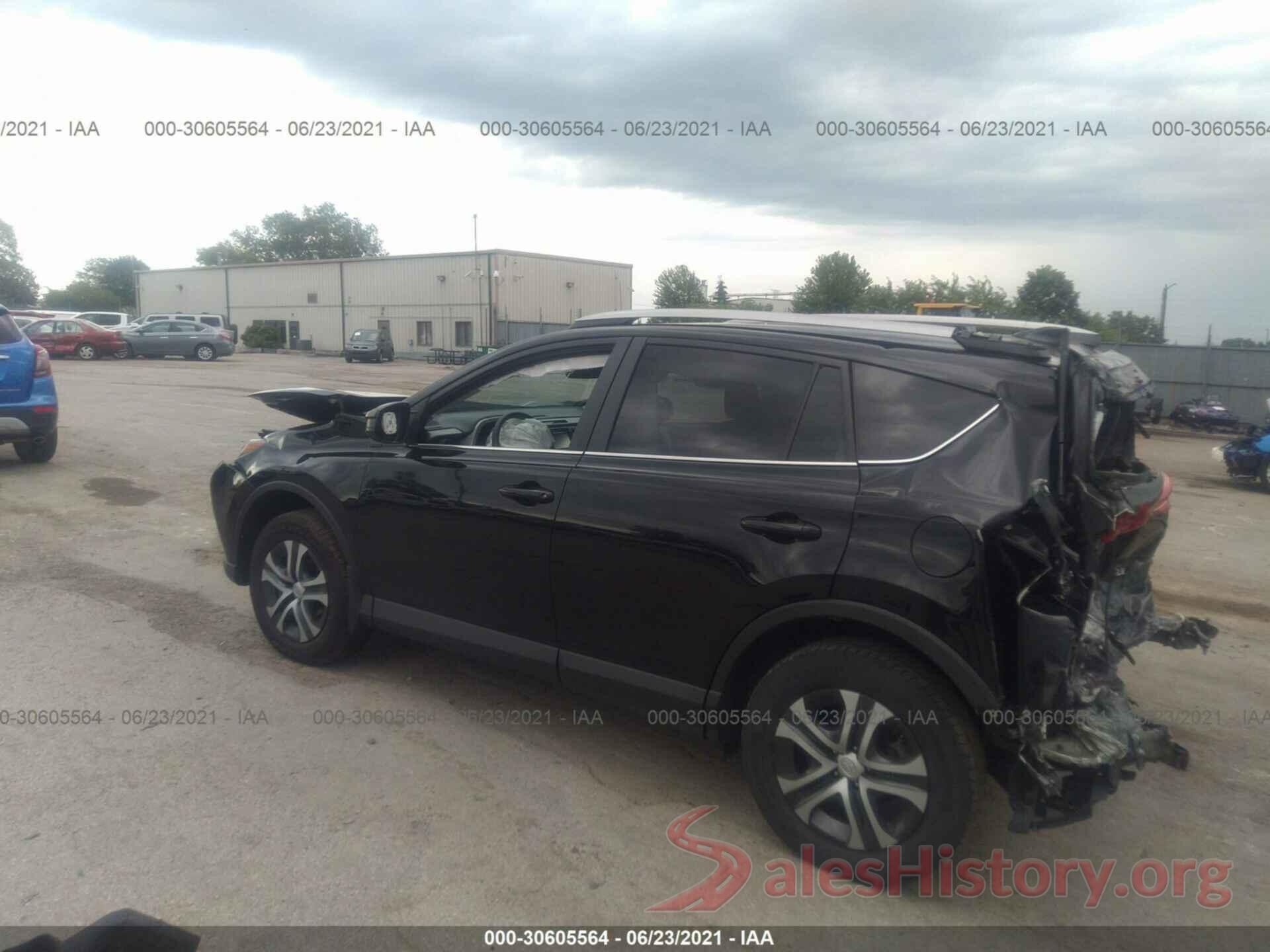 2T3ZFREV4HW361835 2017 TOYOTA RAV4