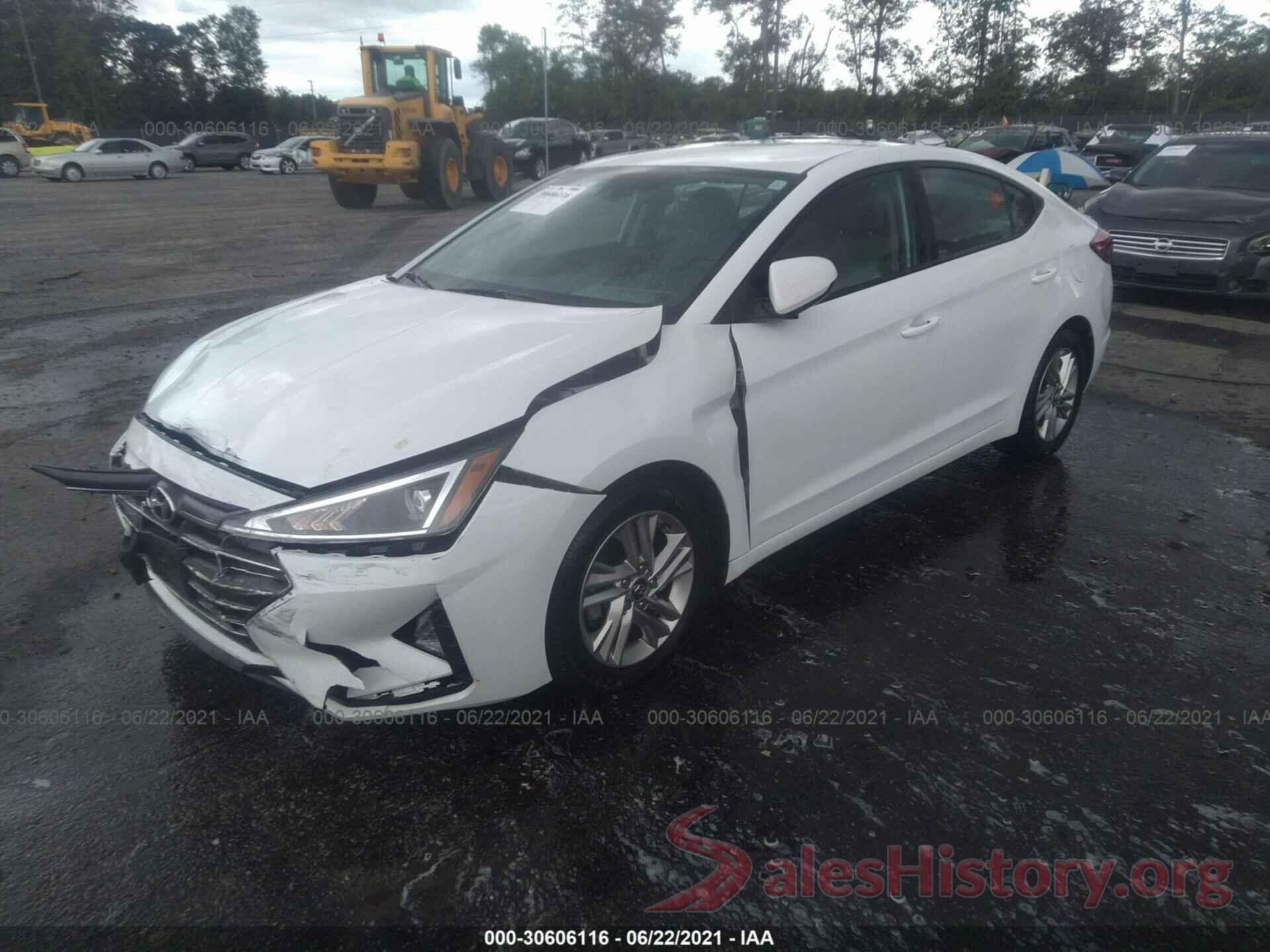 5NPD84LF0KH409137 2019 HYUNDAI ELANTRA