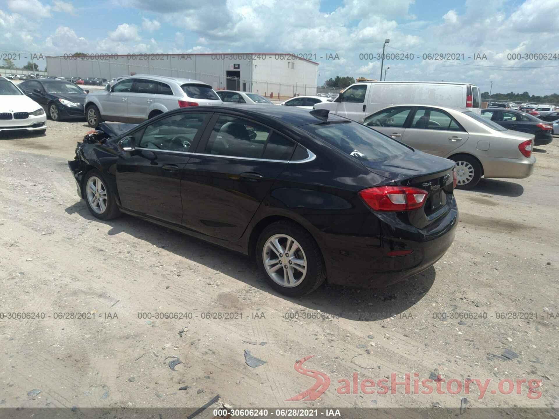 1G1BE5SM9J7239037 2018 CHEVROLET CRUZE