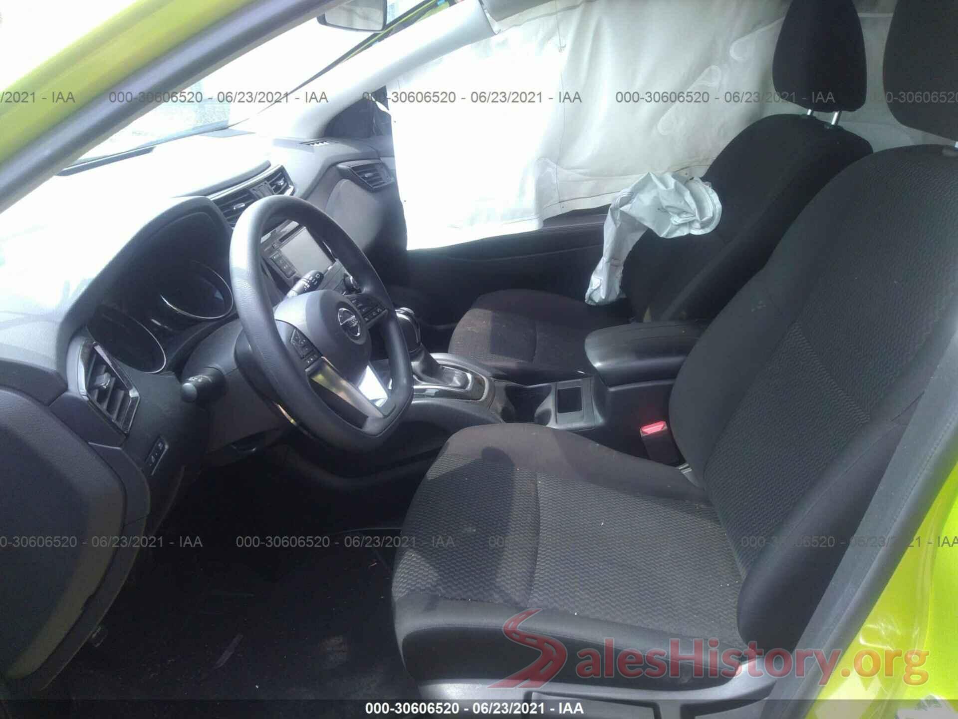 JN1BJ1CV8LW272805 2020 NISSAN ROGUE SPORT