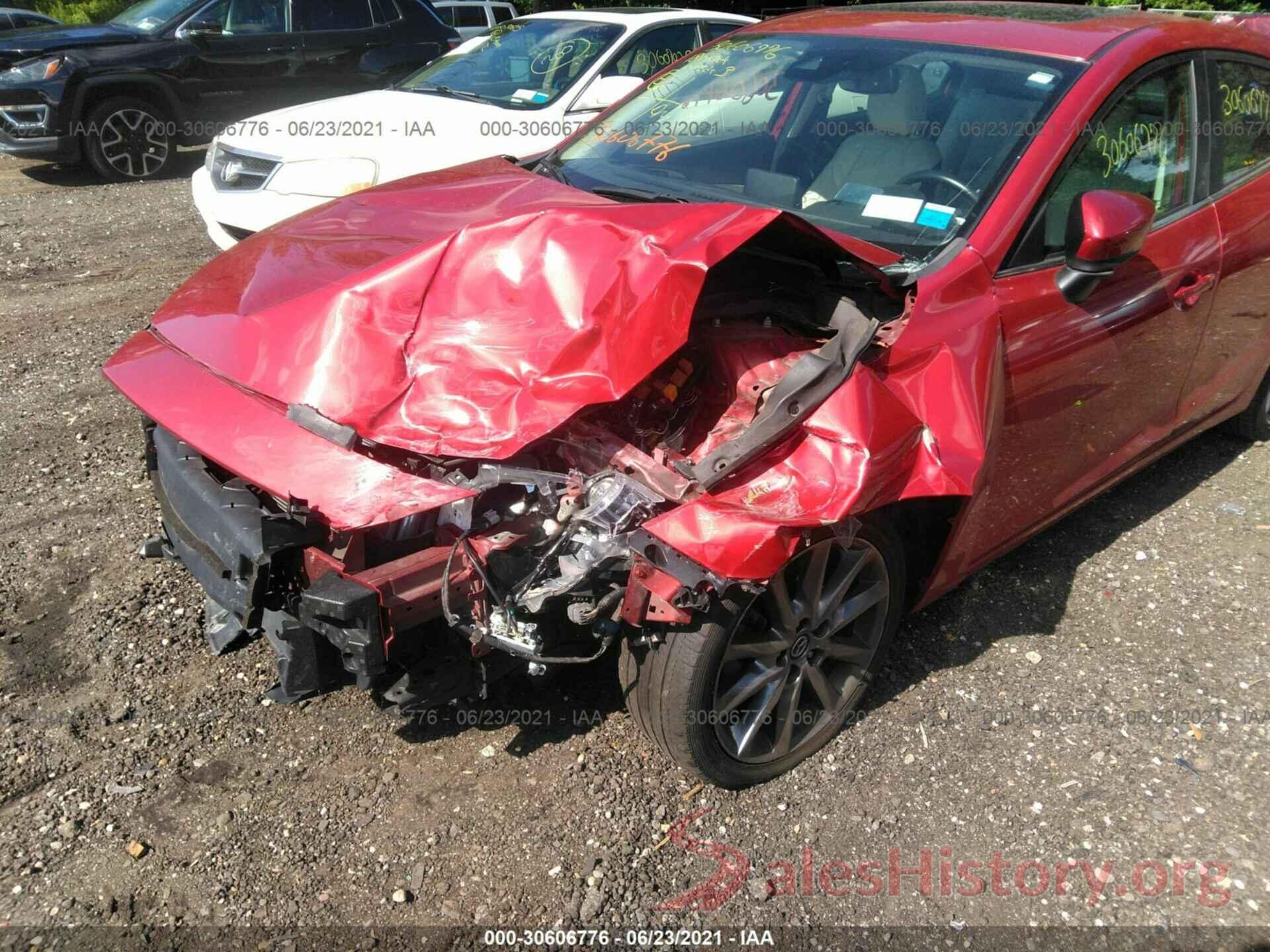 3MZBN1W3XJM250181 2018 MAZDA MAZDA3 4-DOOR