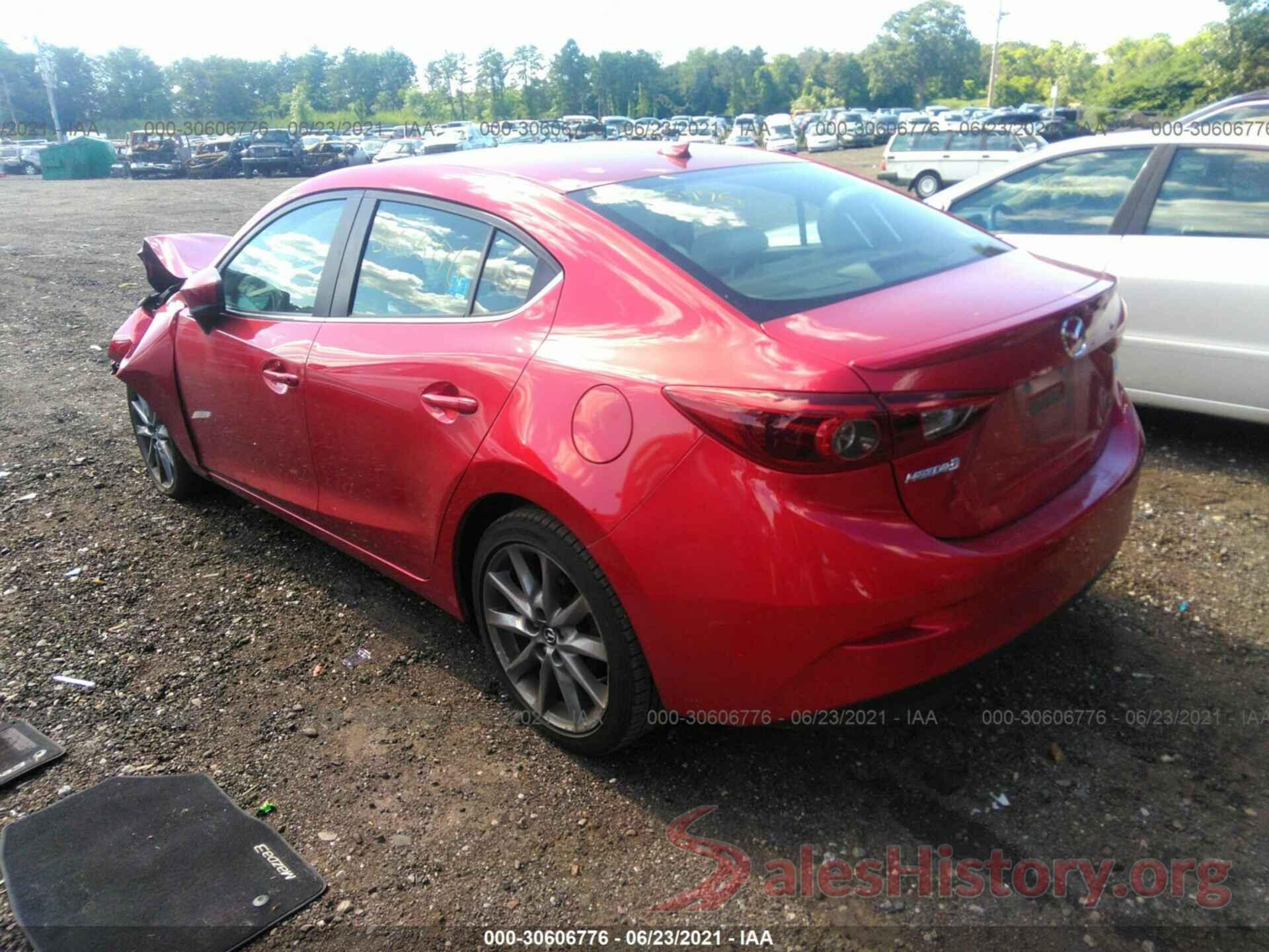 3MZBN1W3XJM250181 2018 MAZDA MAZDA3 4-DOOR