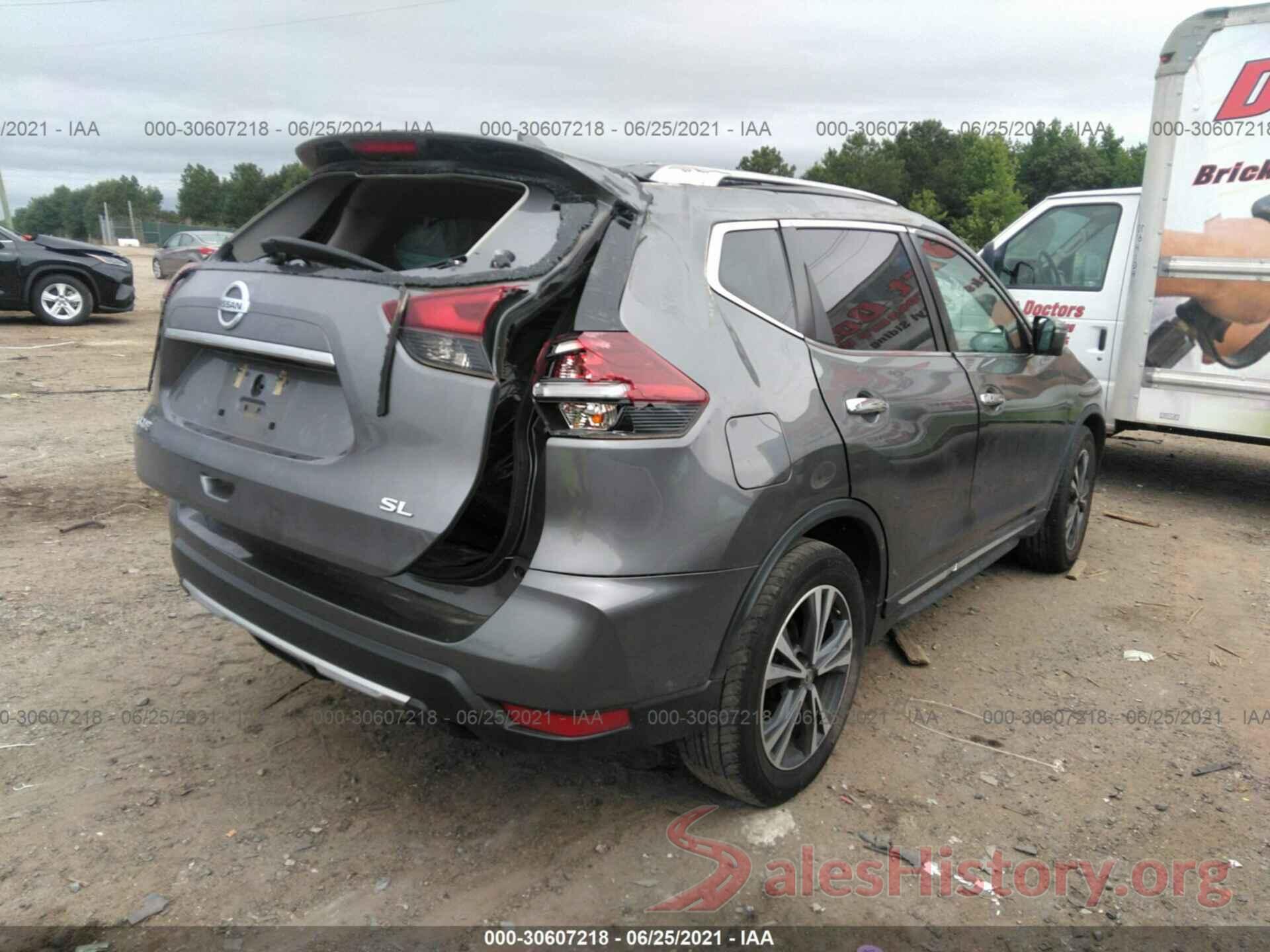 5N1AT2MT0JC799740 2018 NISSAN ROGUE