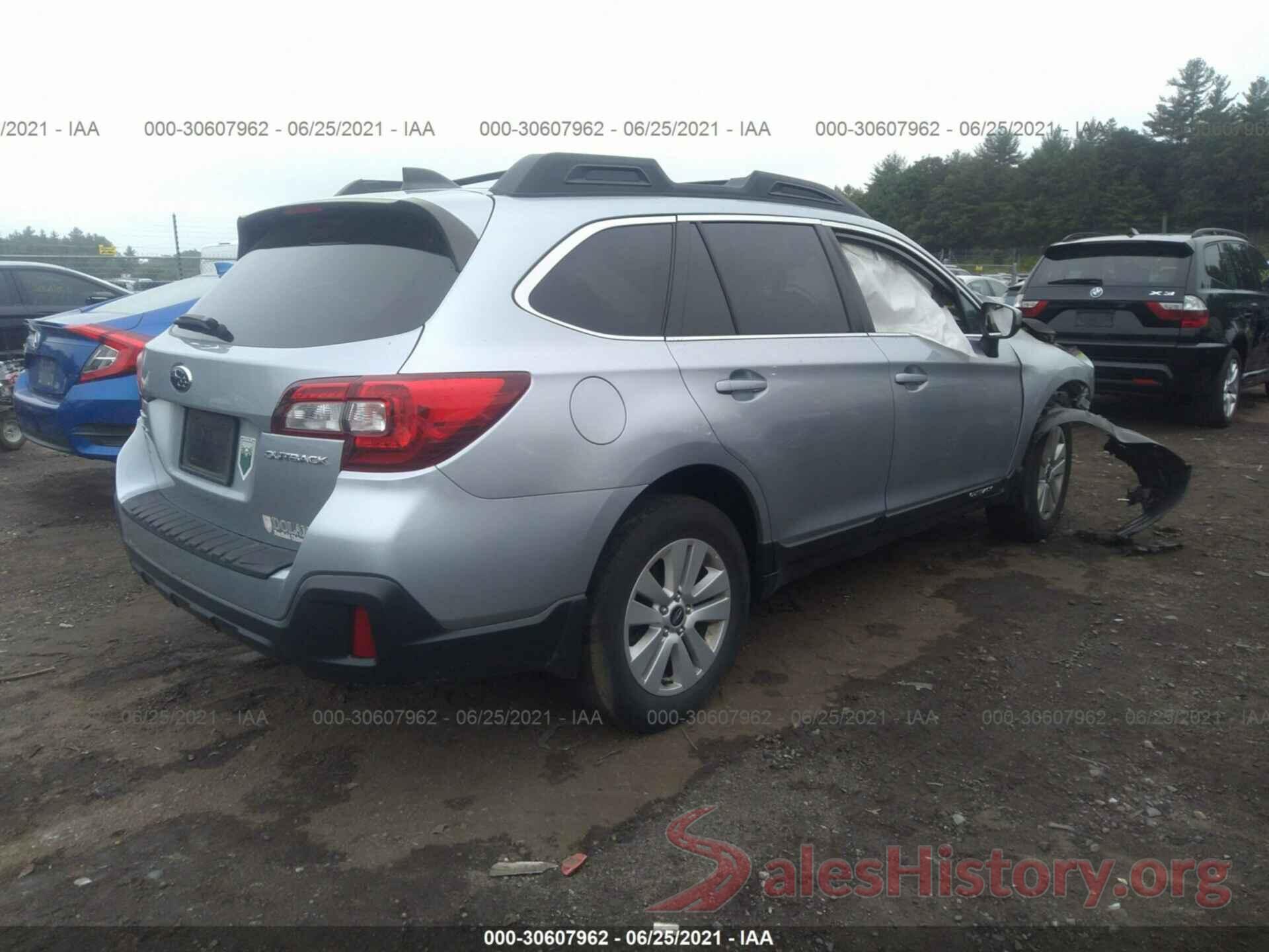 4S4BSADC1J3312045 2018 SUBARU OUTBACK