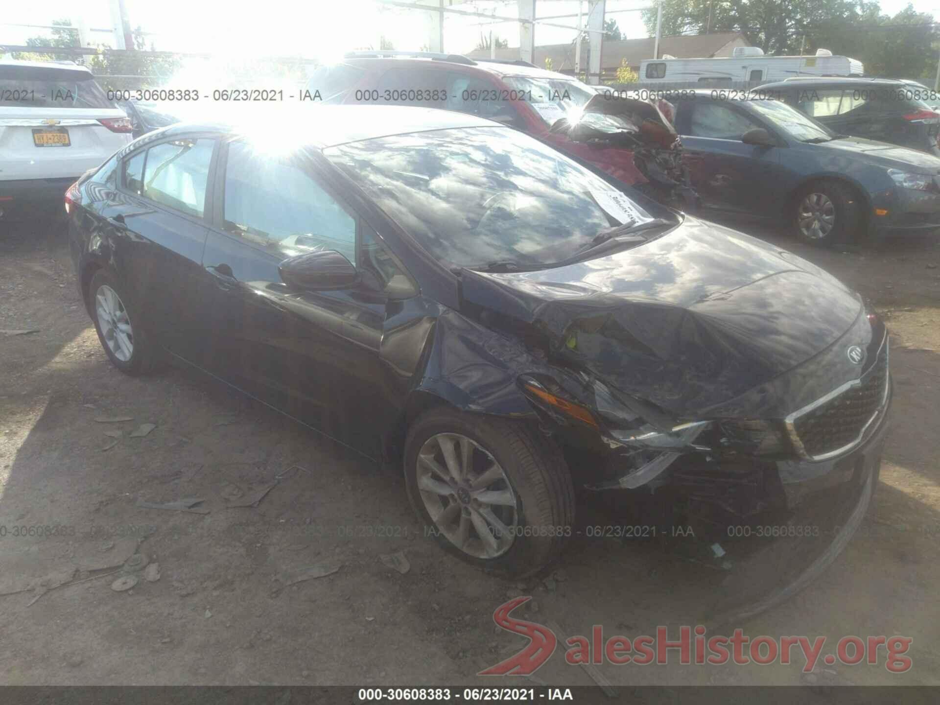 3KPFL4A7XHE117821 2017 KIA FORTE