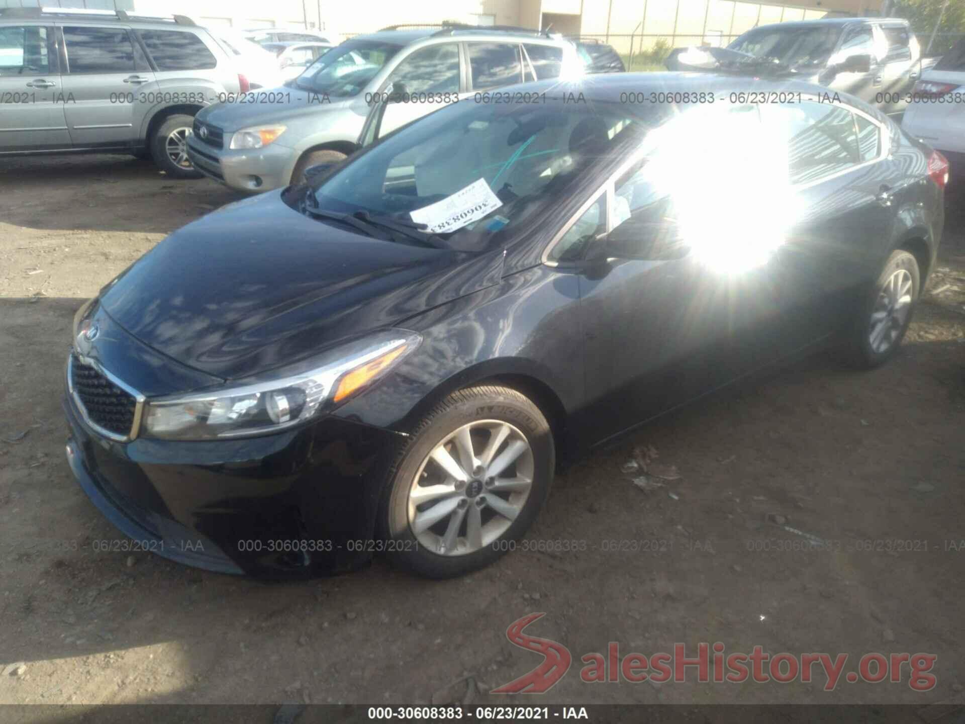 3KPFL4A7XHE117821 2017 KIA FORTE