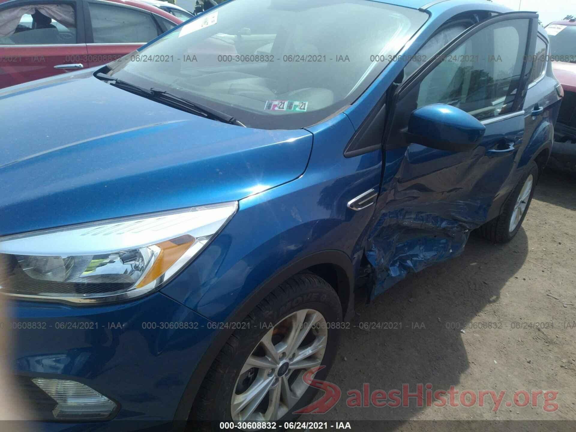 1FMCU9GDXKUA60518 2019 FORD ESCAPE