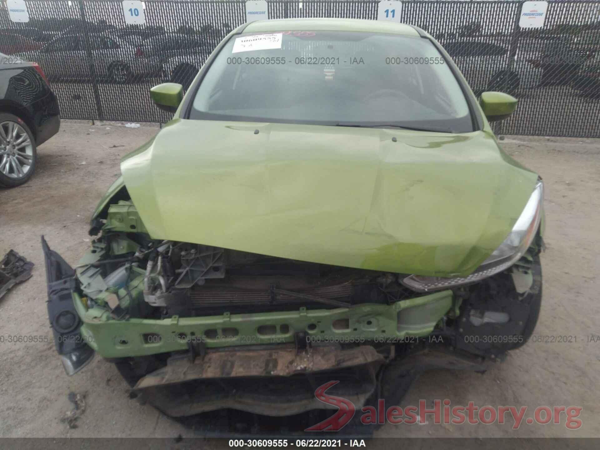 1FADP3K22JL265800 2018 FORD FOCUS