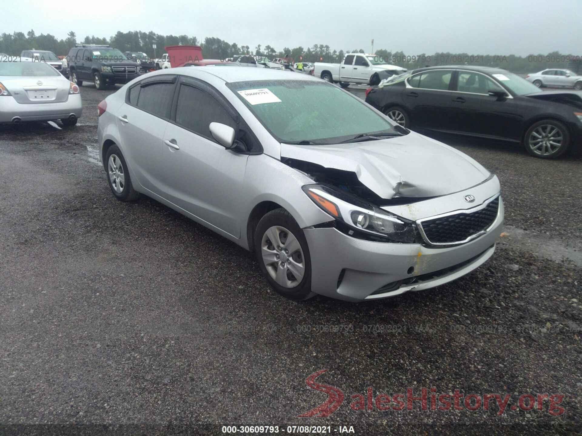 3KPFK4A73HE053544 2017 KIA FORTE