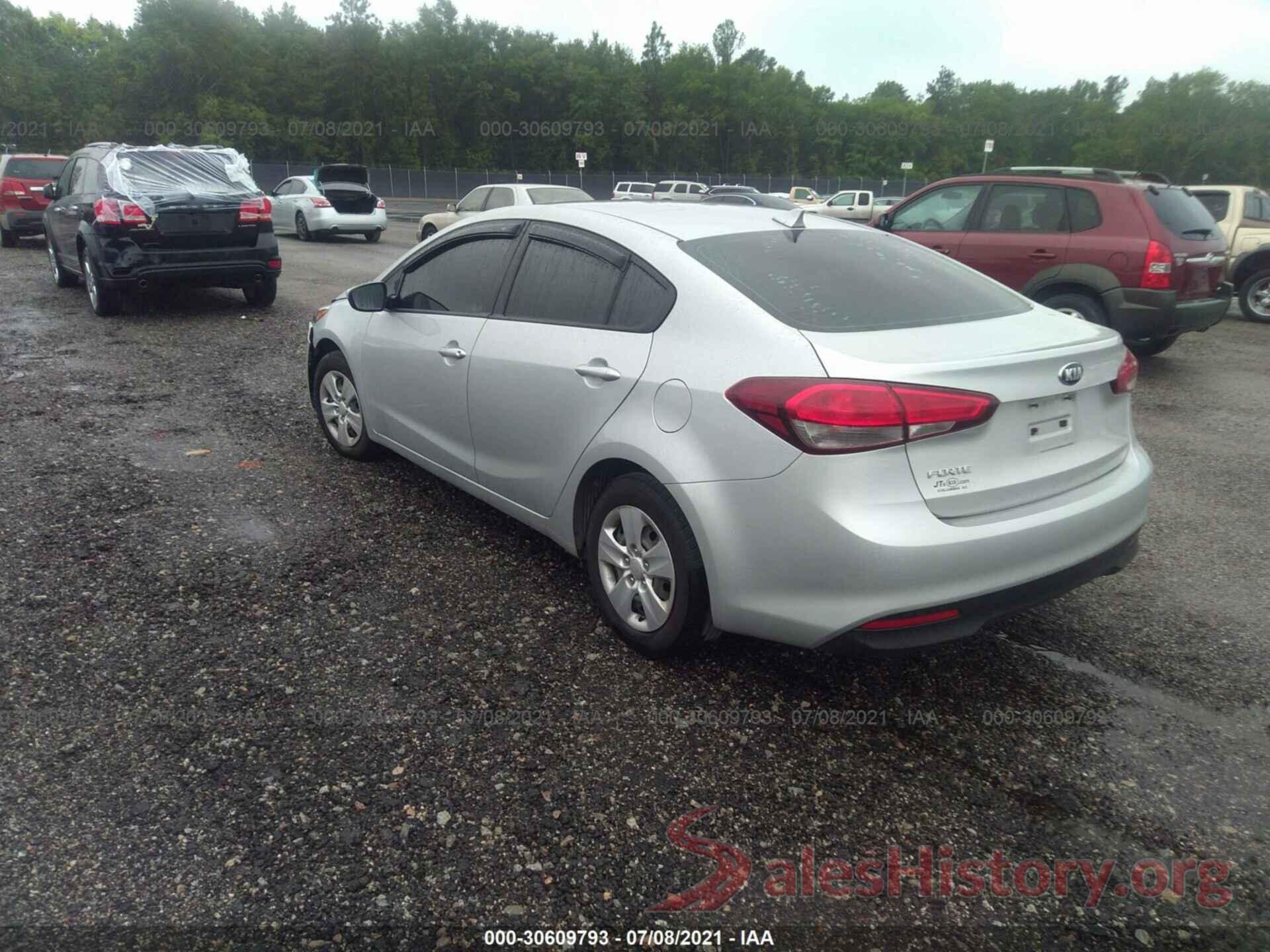 3KPFK4A73HE053544 2017 KIA FORTE