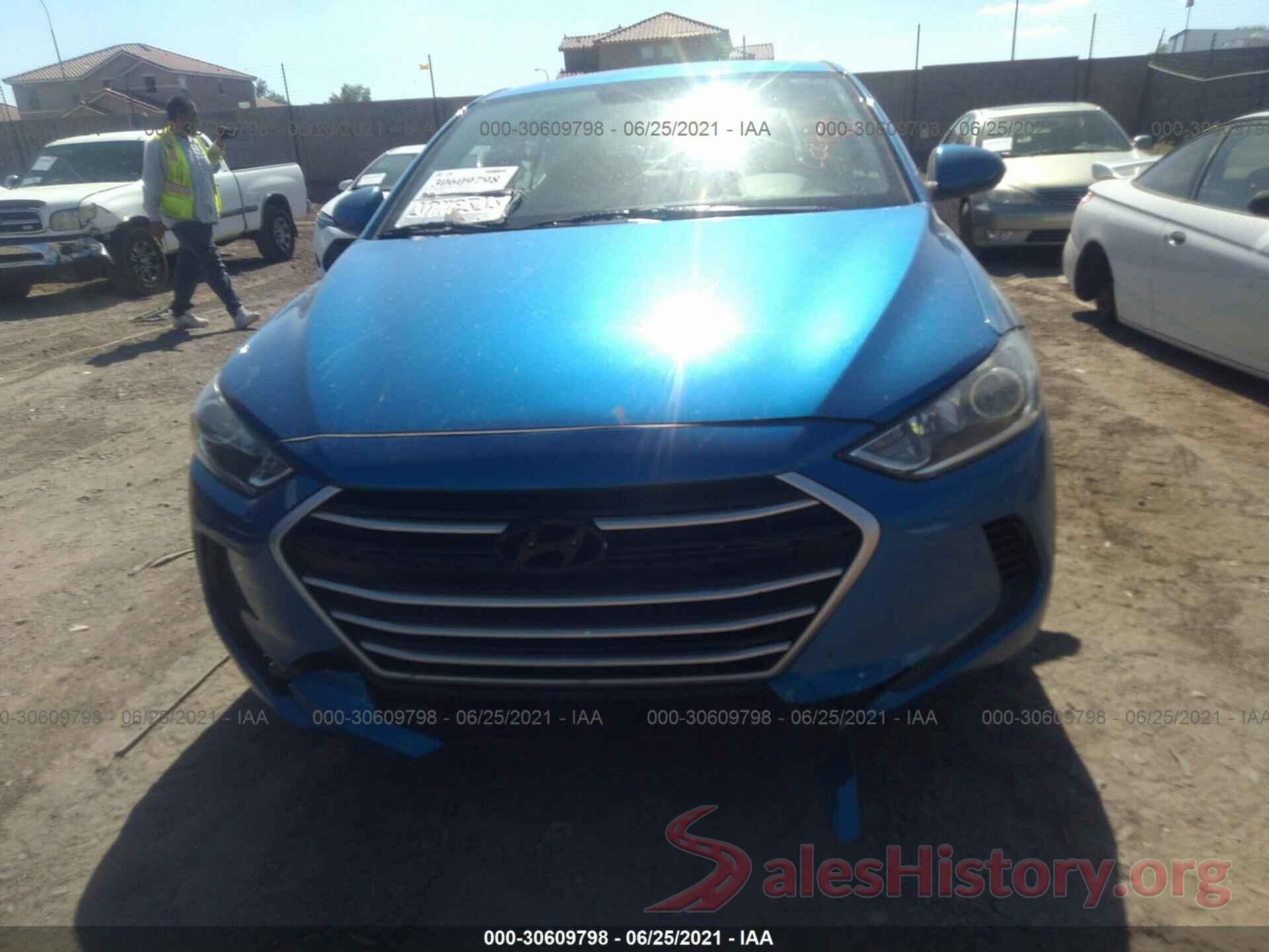 5NPD84LF8HH032906 2017 HYUNDAI ELANTRA