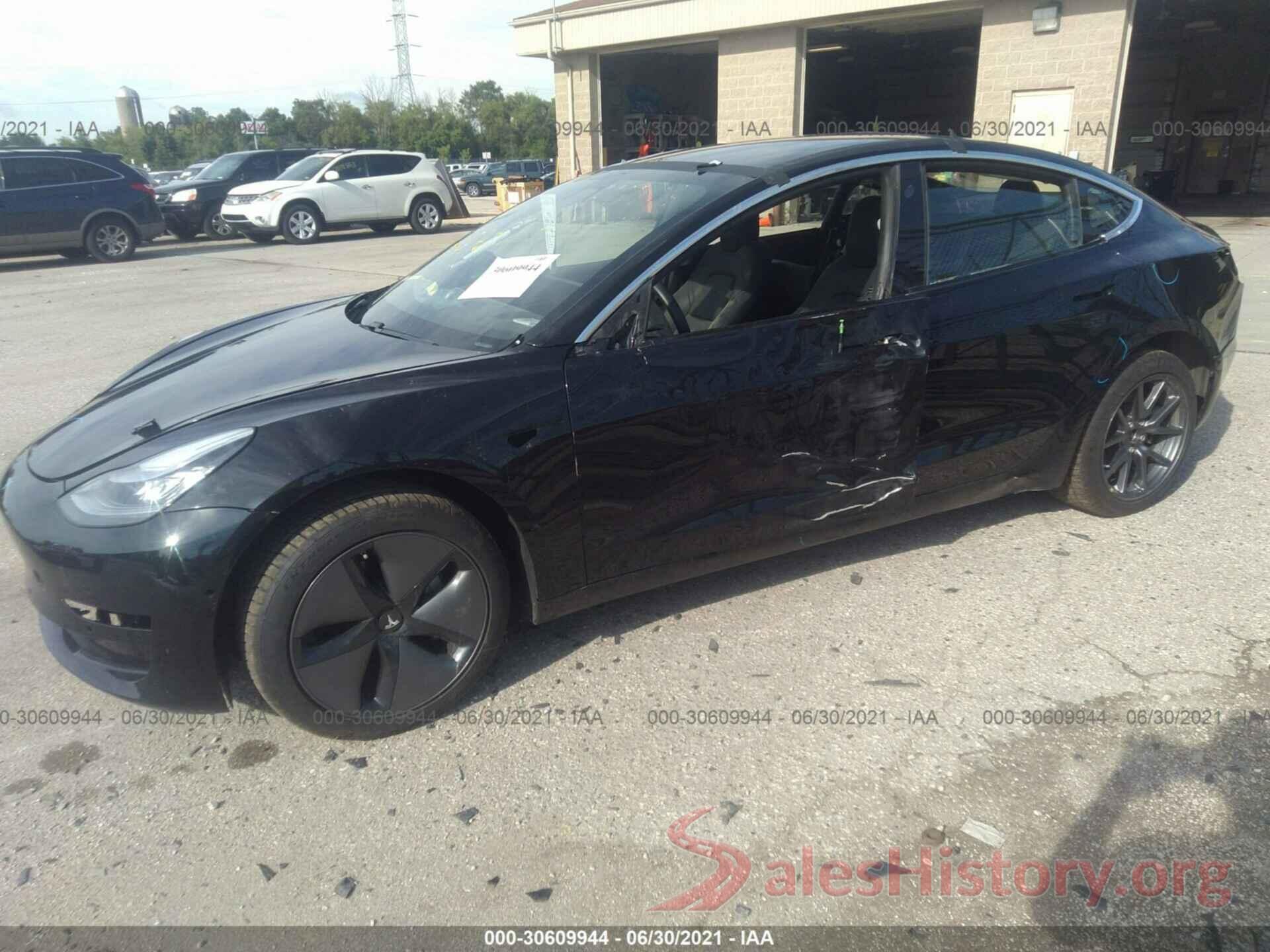 5YJ3E1EB8JF098227 2018 TESLA MODEL 3