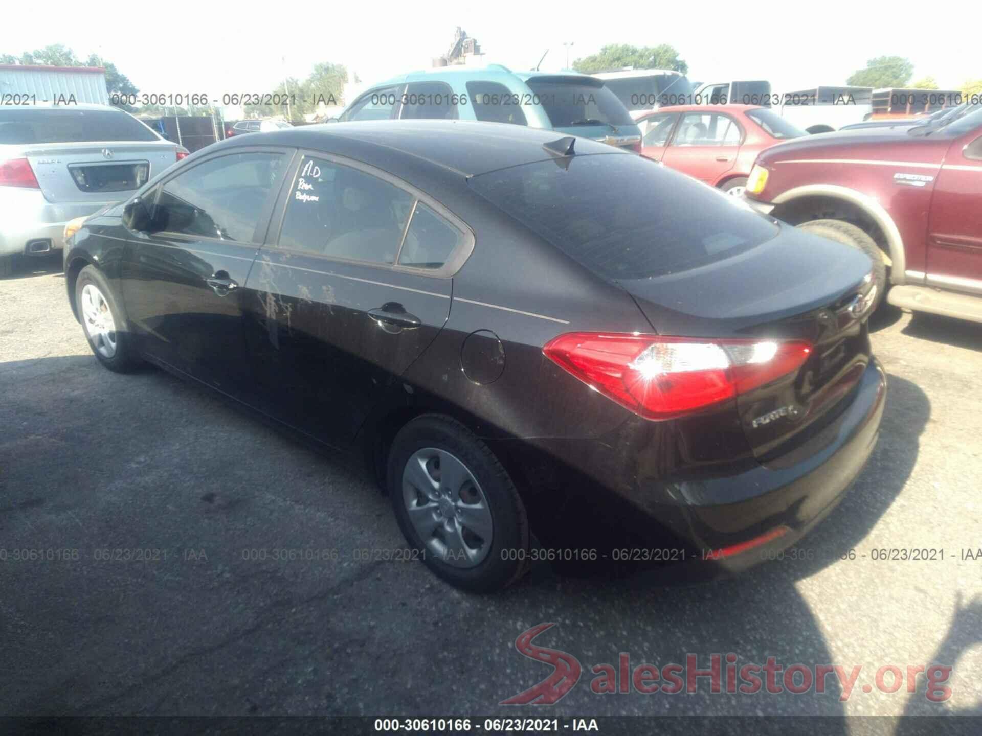 KNAFK4A6XG5446715 2016 KIA FORTE