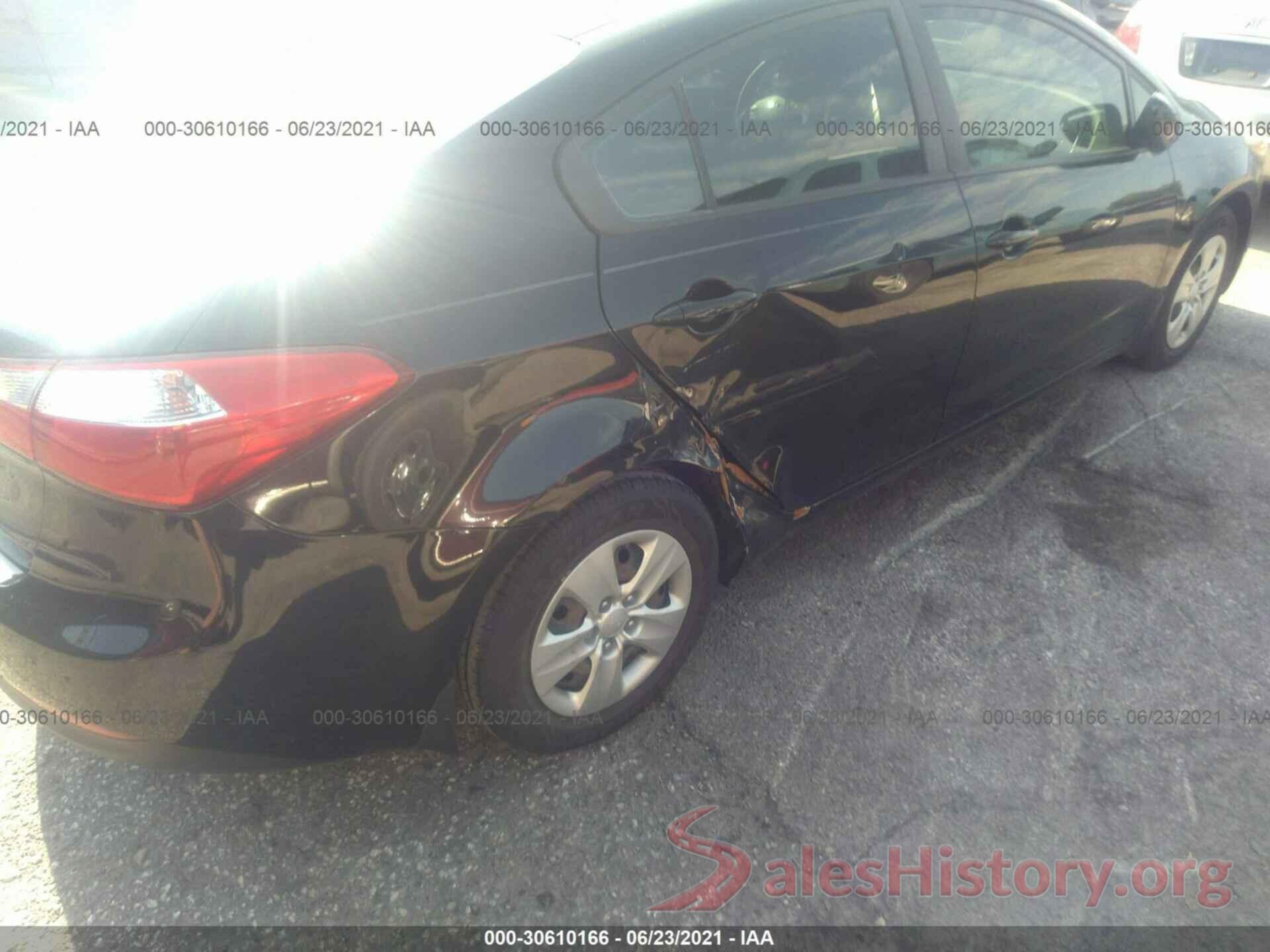 KNAFK4A6XG5446715 2016 KIA FORTE