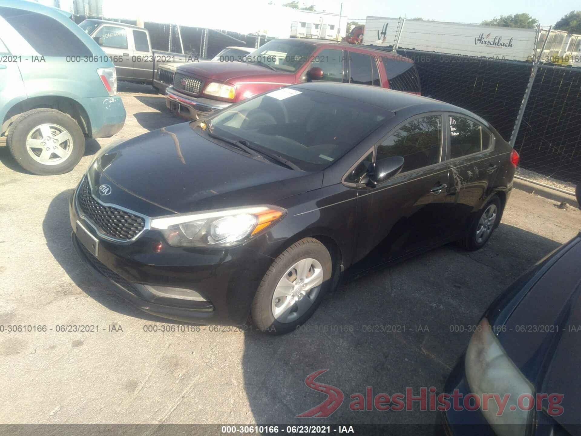 KNAFK4A6XG5446715 2016 KIA FORTE