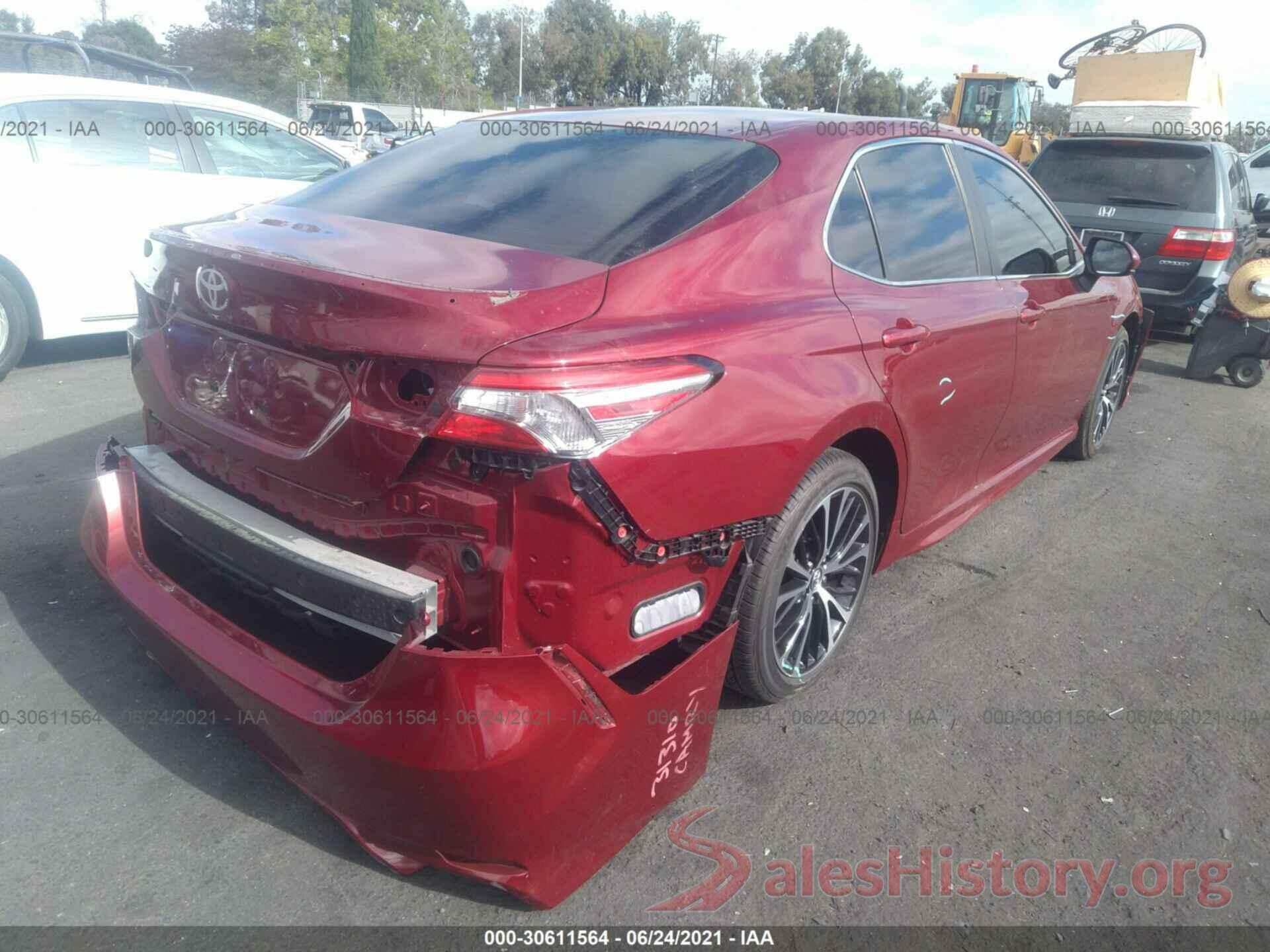 4T1B11HKXJU618286 2018 TOYOTA CAMRY