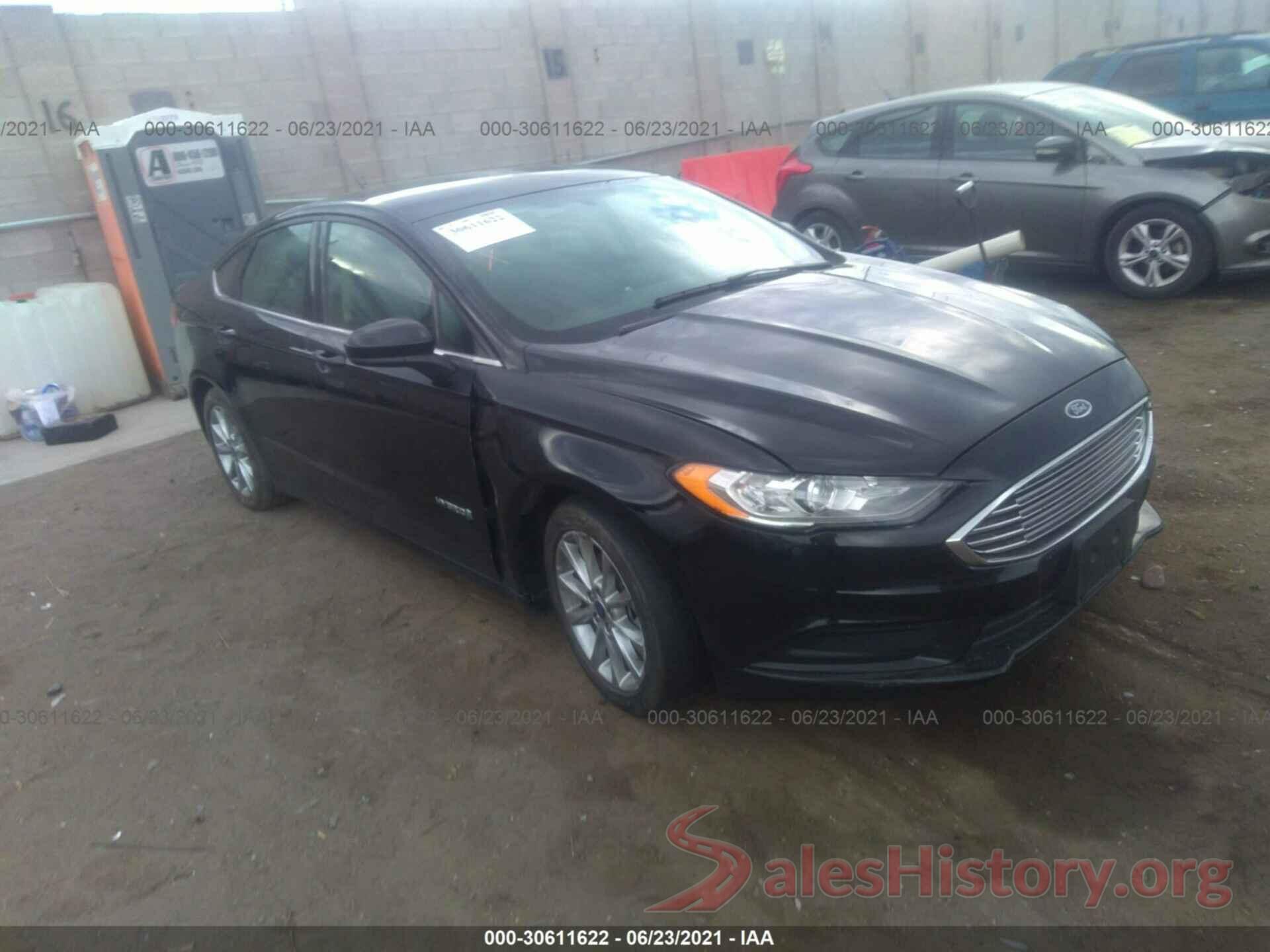 3FA6P0LUXHR323512 2017 FORD FUSION