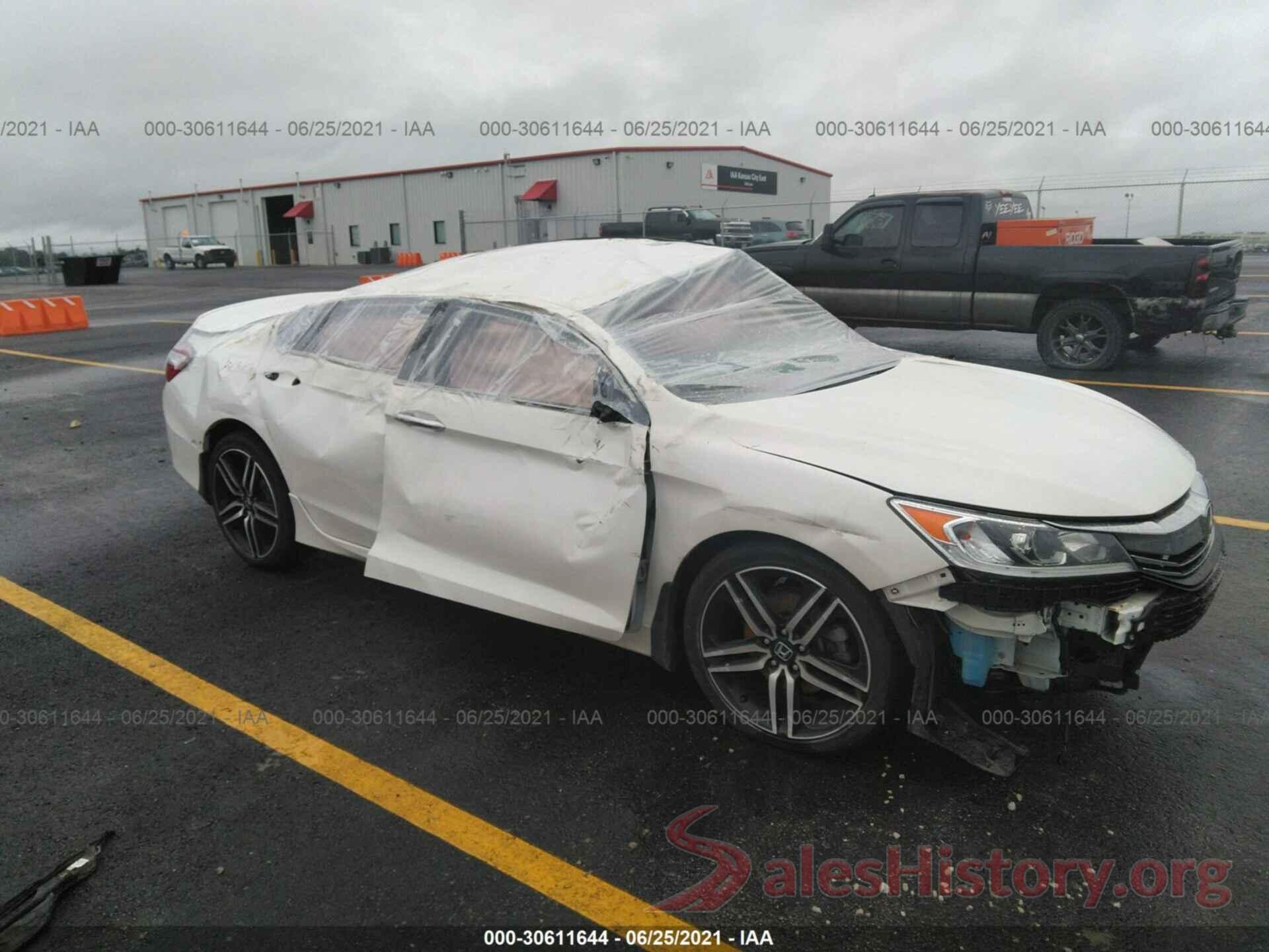 1HGCR2F50HA211059 2017 HONDA ACCORD SEDAN