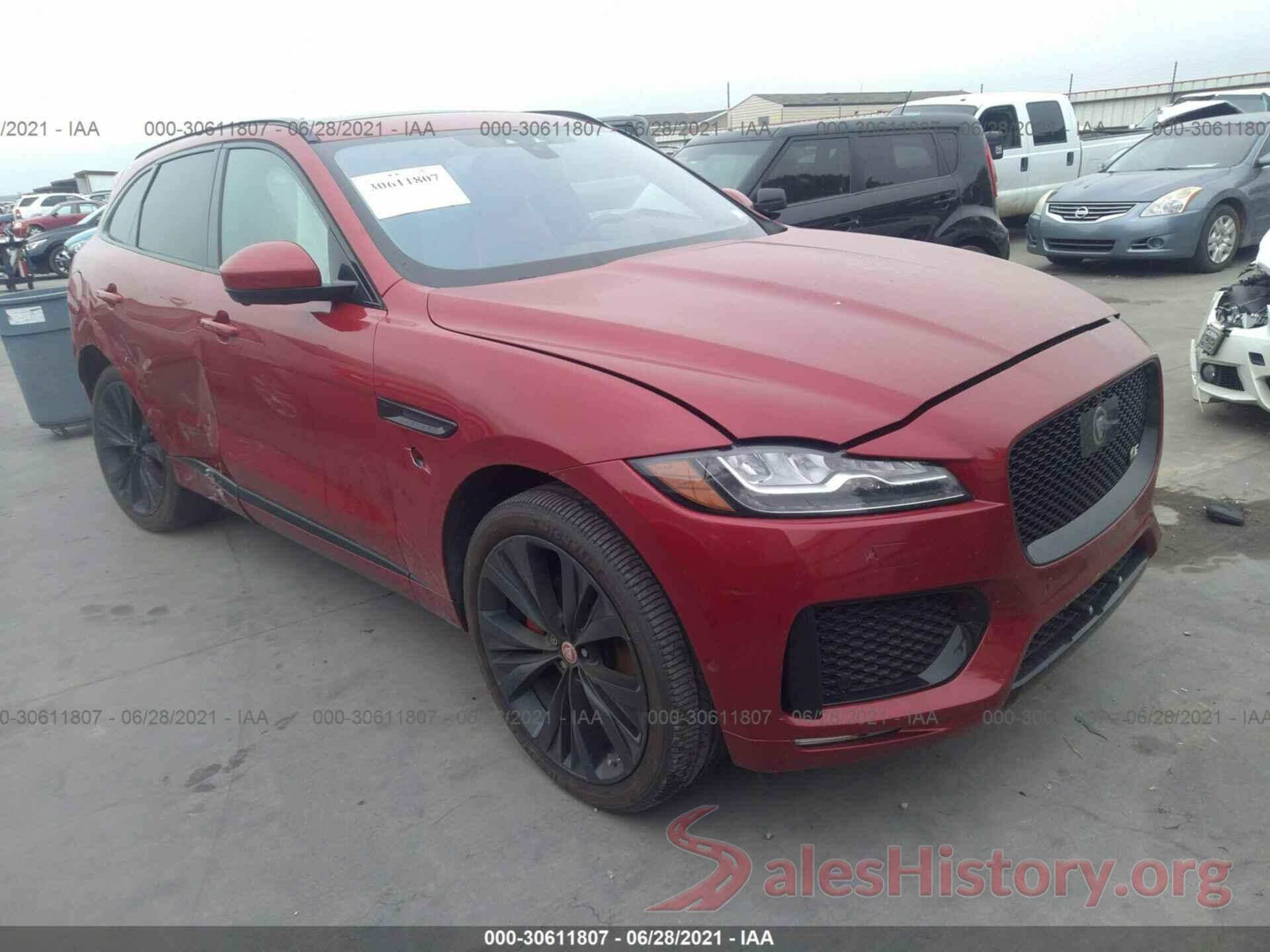 SADCM2BV6HA085331 2017 JAGUAR F-PACE