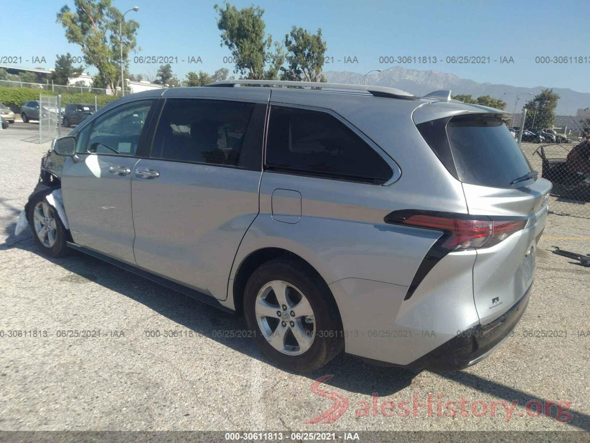 5TDERKEC8MS027931 2021 TOYOTA SIENNA