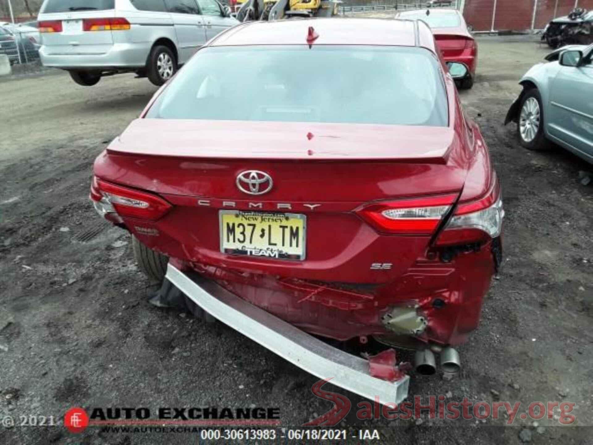 4T1B11HK2KU294929 2019 TOYOTA CAMRY