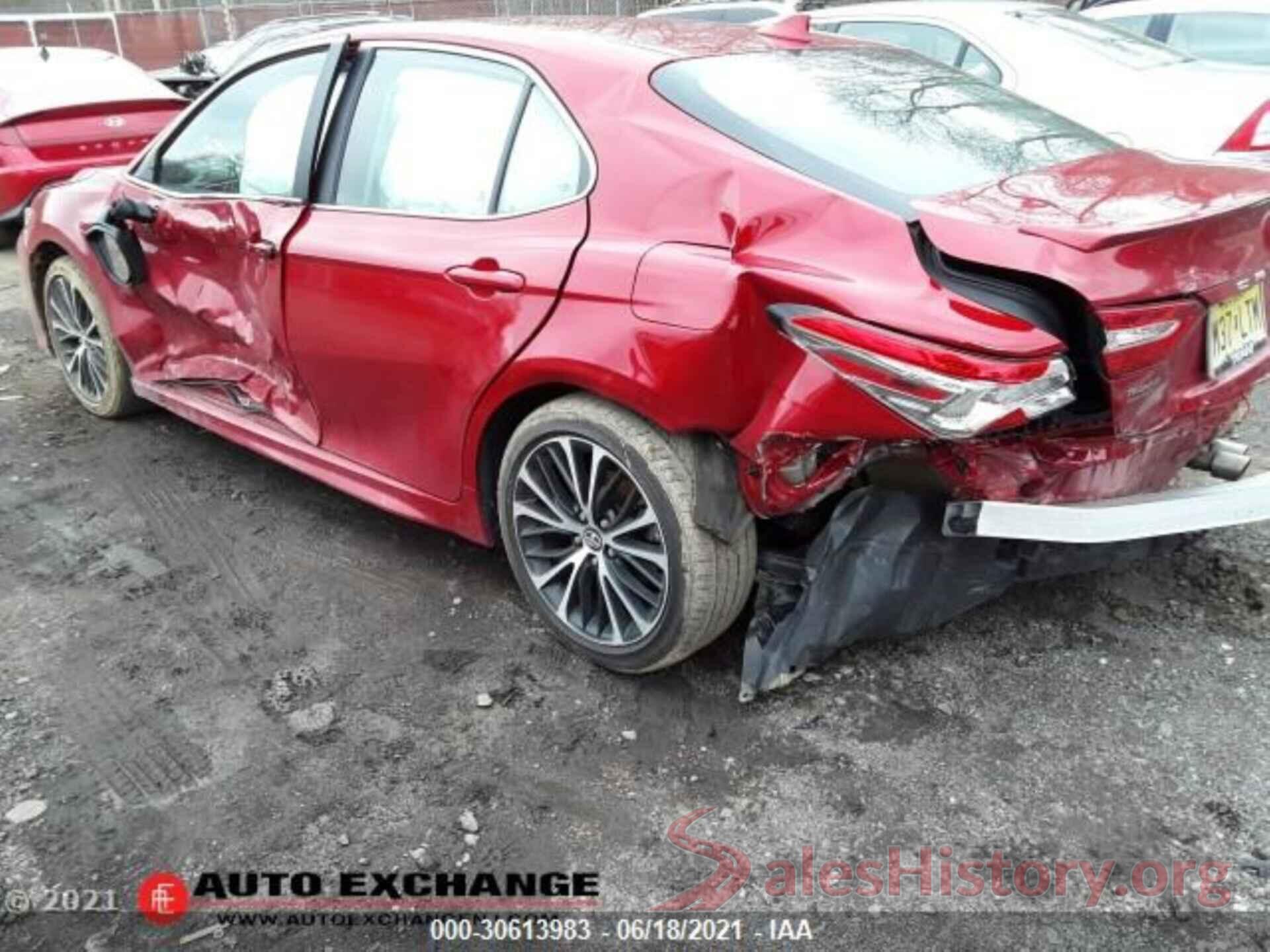 4T1B11HK2KU294929 2019 TOYOTA CAMRY