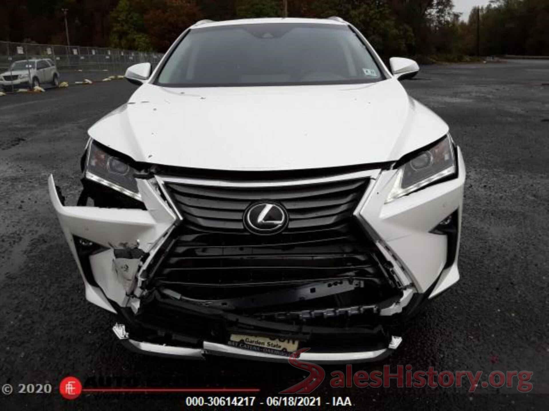 2T2BZMCA2JC160653 2018 LEXUS RX