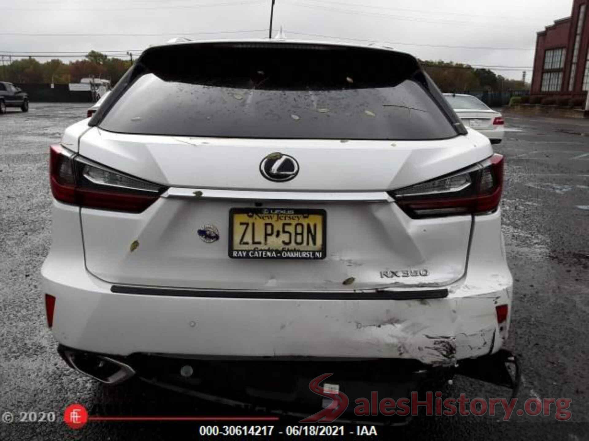 2T2BZMCA2JC160653 2018 LEXUS RX