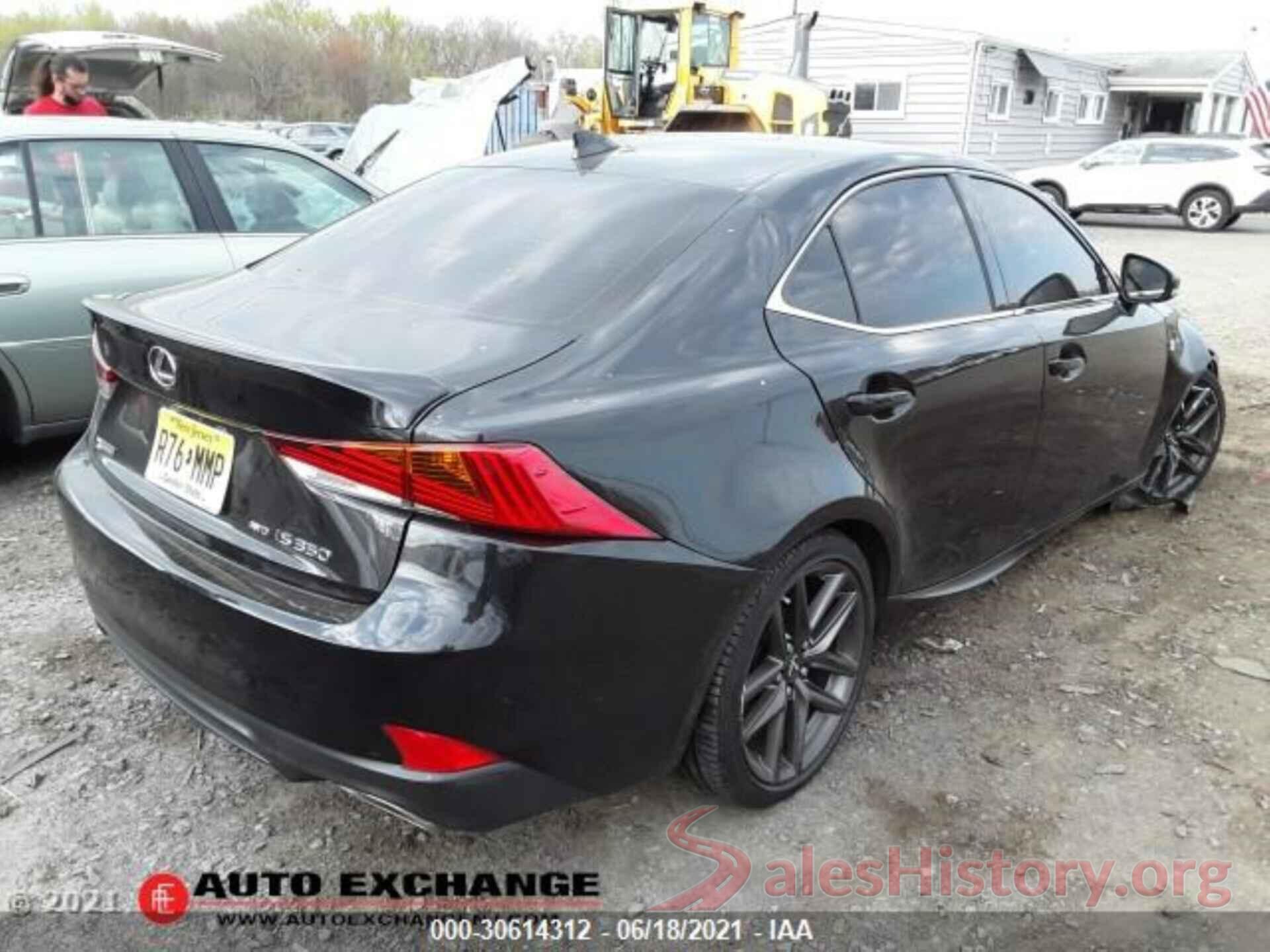 JTHCE1D22H5013040 2017 LEXUS IS