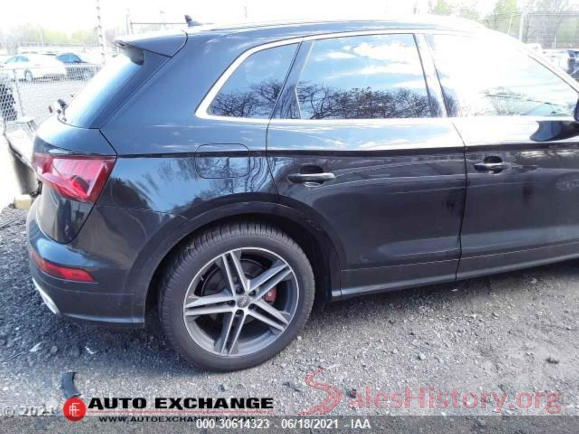 WA1A4AFY6J2025187 2018 AUDI SQ5