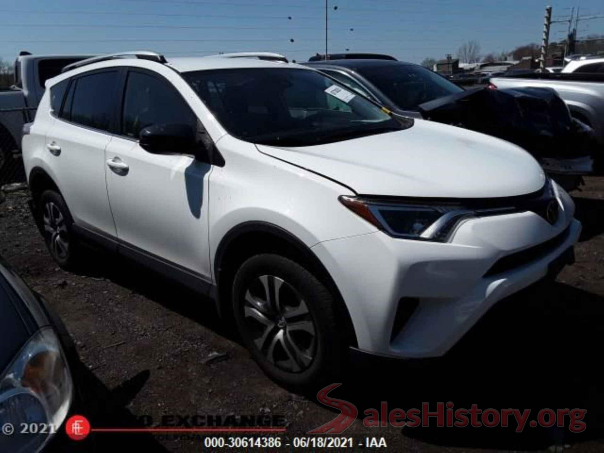 JTMBFREV1HJ705069 2017 TOYOTA RAV4