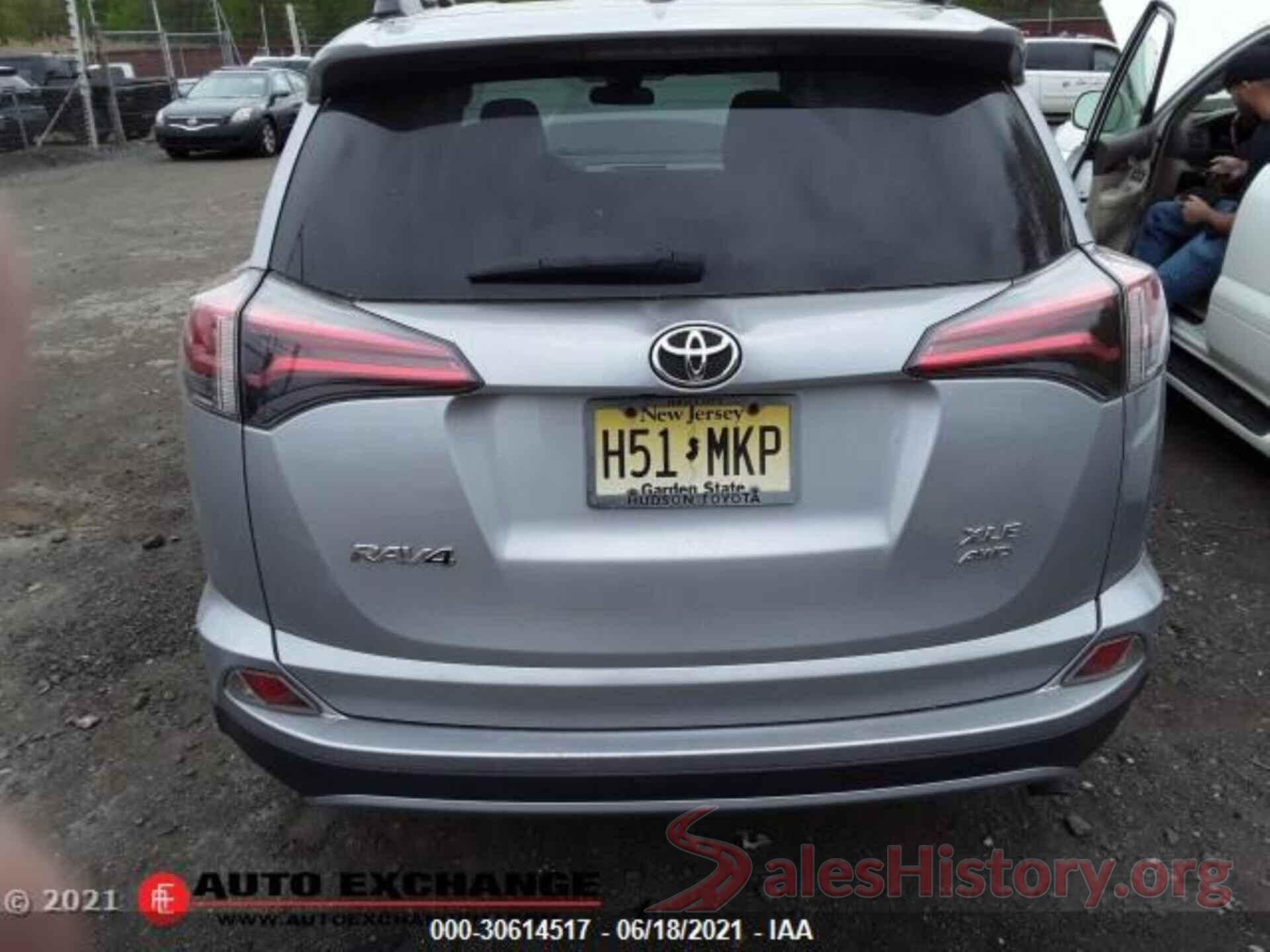 2T3RFREV4HW675128 2017 TOYOTA RAV4