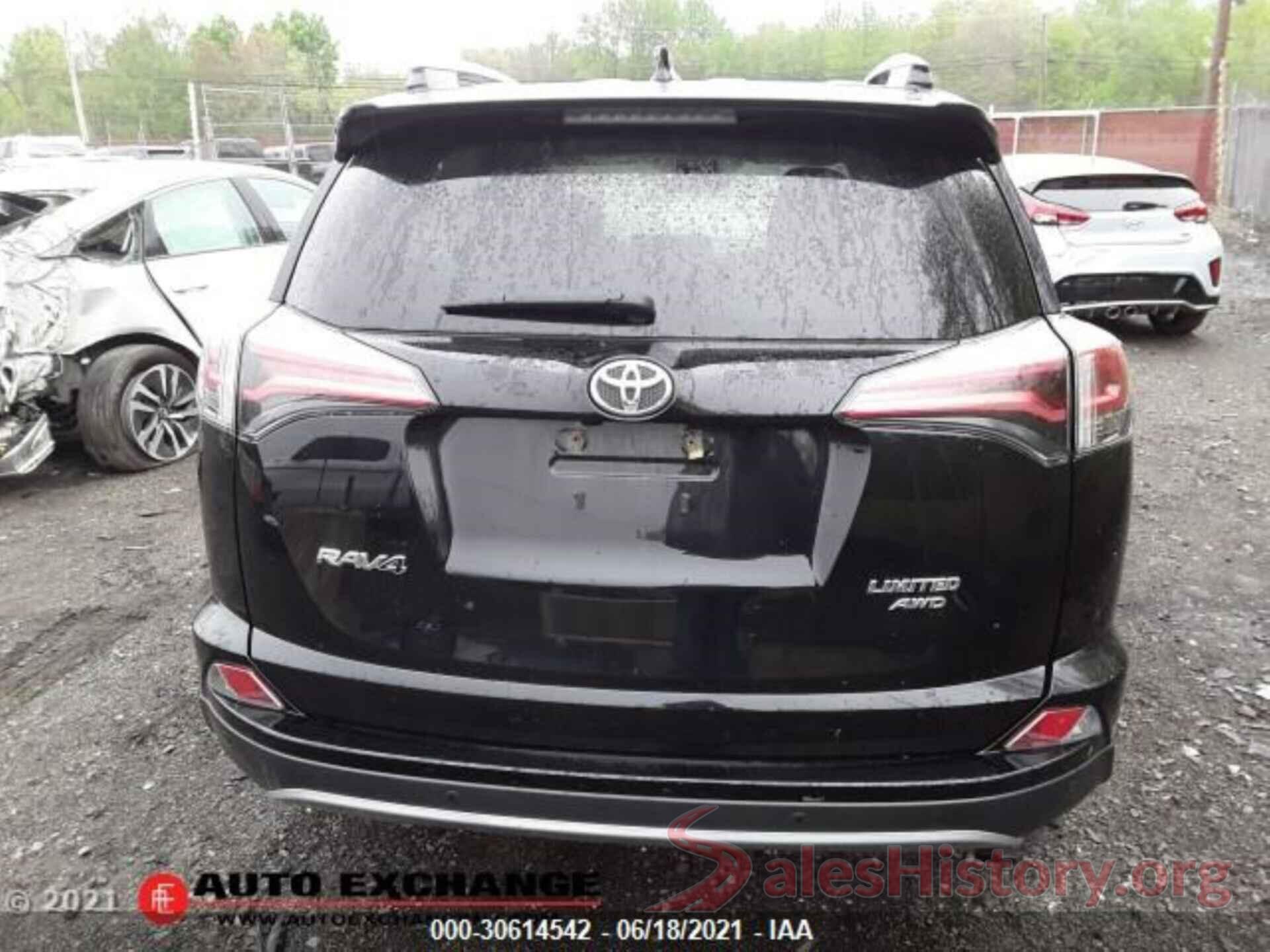 2T3DFREV8JW828173 2018 TOYOTA RAV4