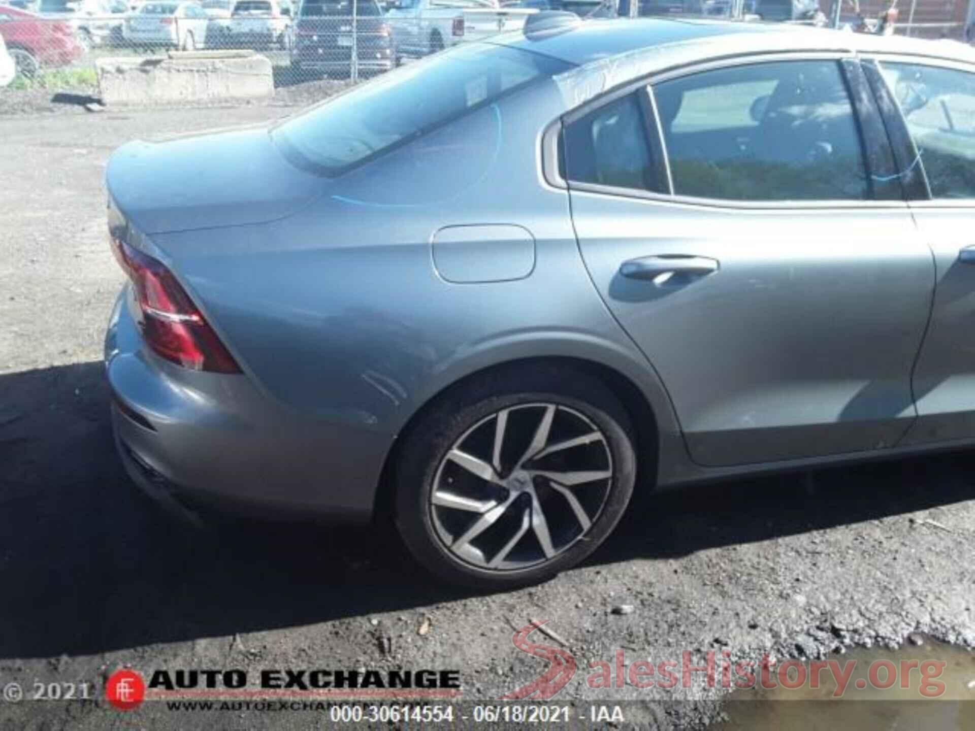 7JR102FK6KG016238 2019 VOLVO S60