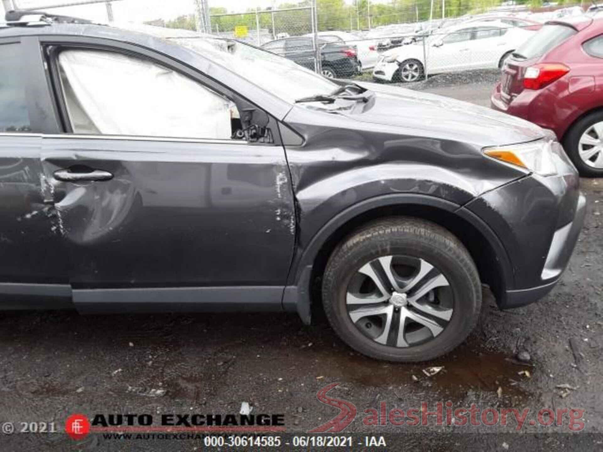 JTMBFREV8JJ721663 2018 TOYOTA RAV4