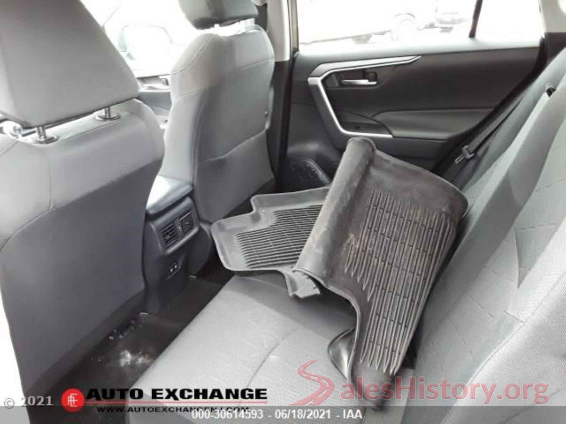 2T3P1RFV4KW050210 2019 TOYOTA RAV4