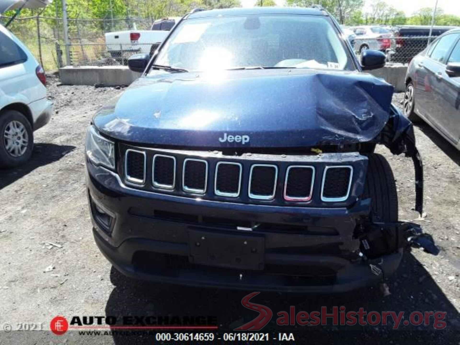 3C4NJDBB7KT697178 2019 JEEP COMPASS