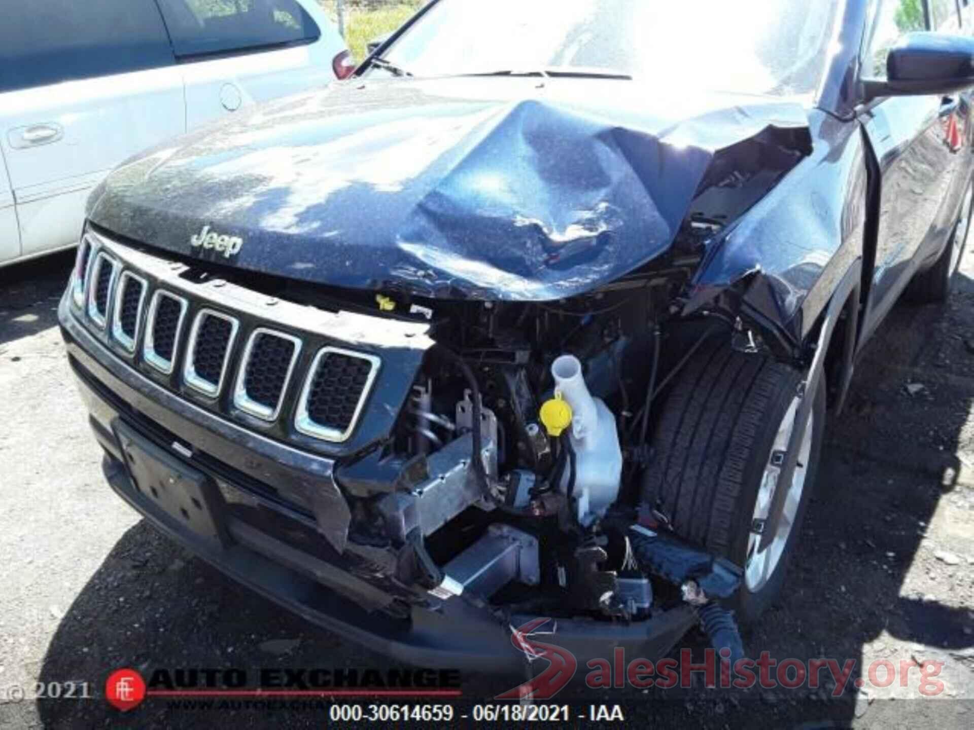 3C4NJDBB7KT697178 2019 JEEP COMPASS