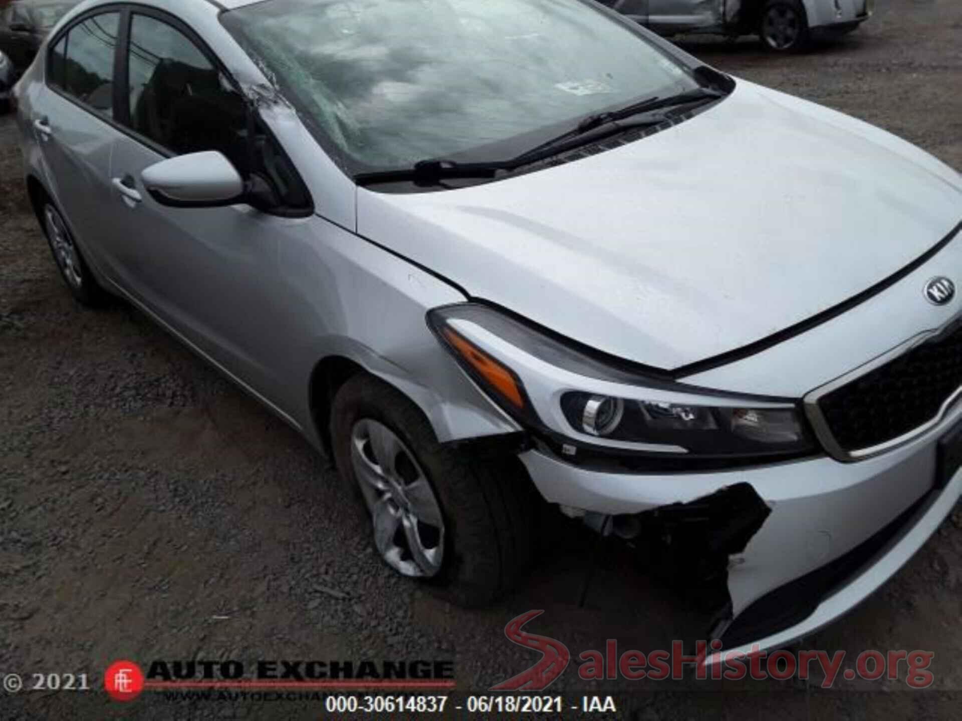 3KPFL4A75JE248418 2018 KIA FORTE