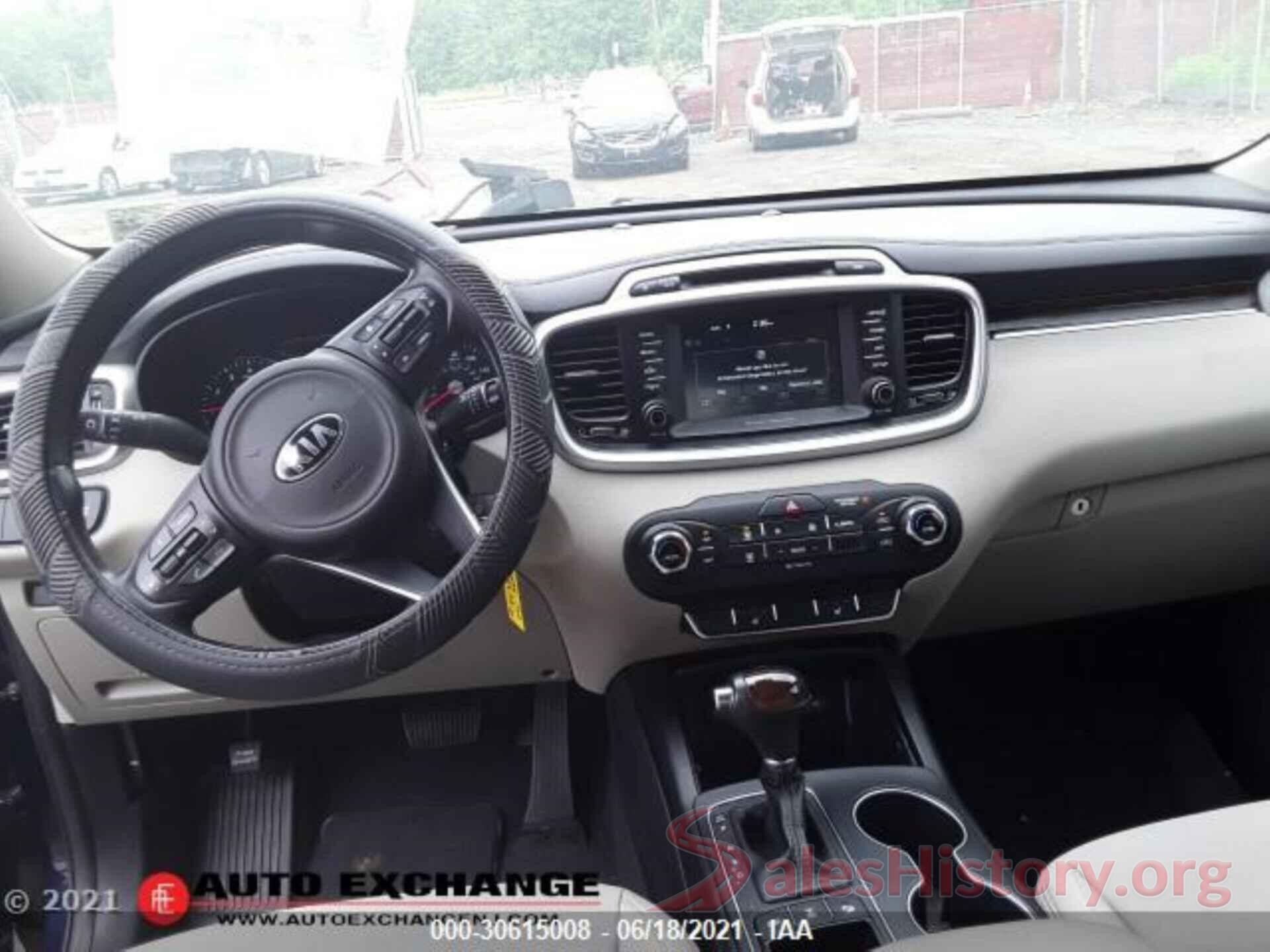 5XYPGDA36HG219433 2017 KIA SORENTO