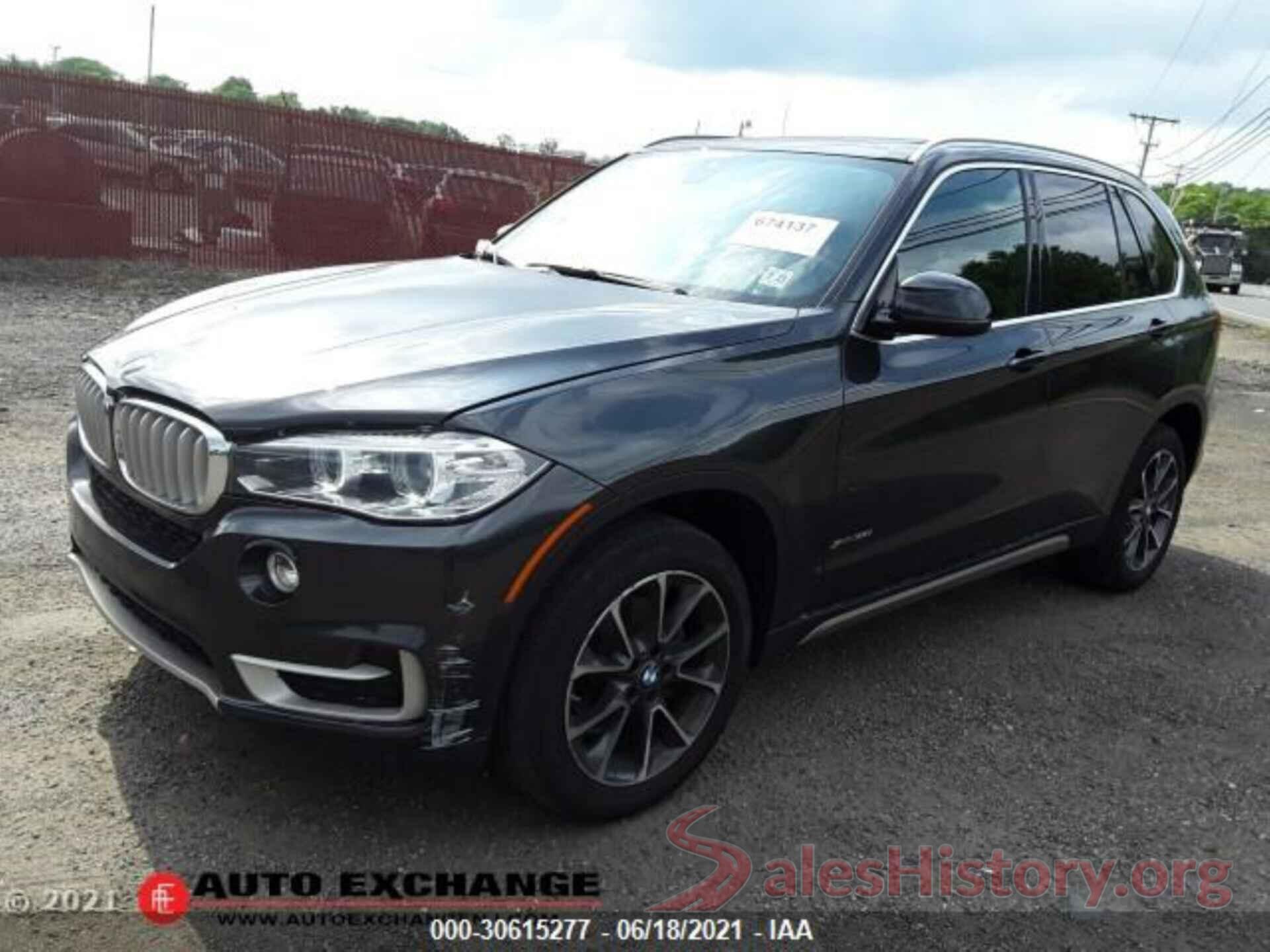 5UXKR0C51J0Y05608 2018 BMW X5