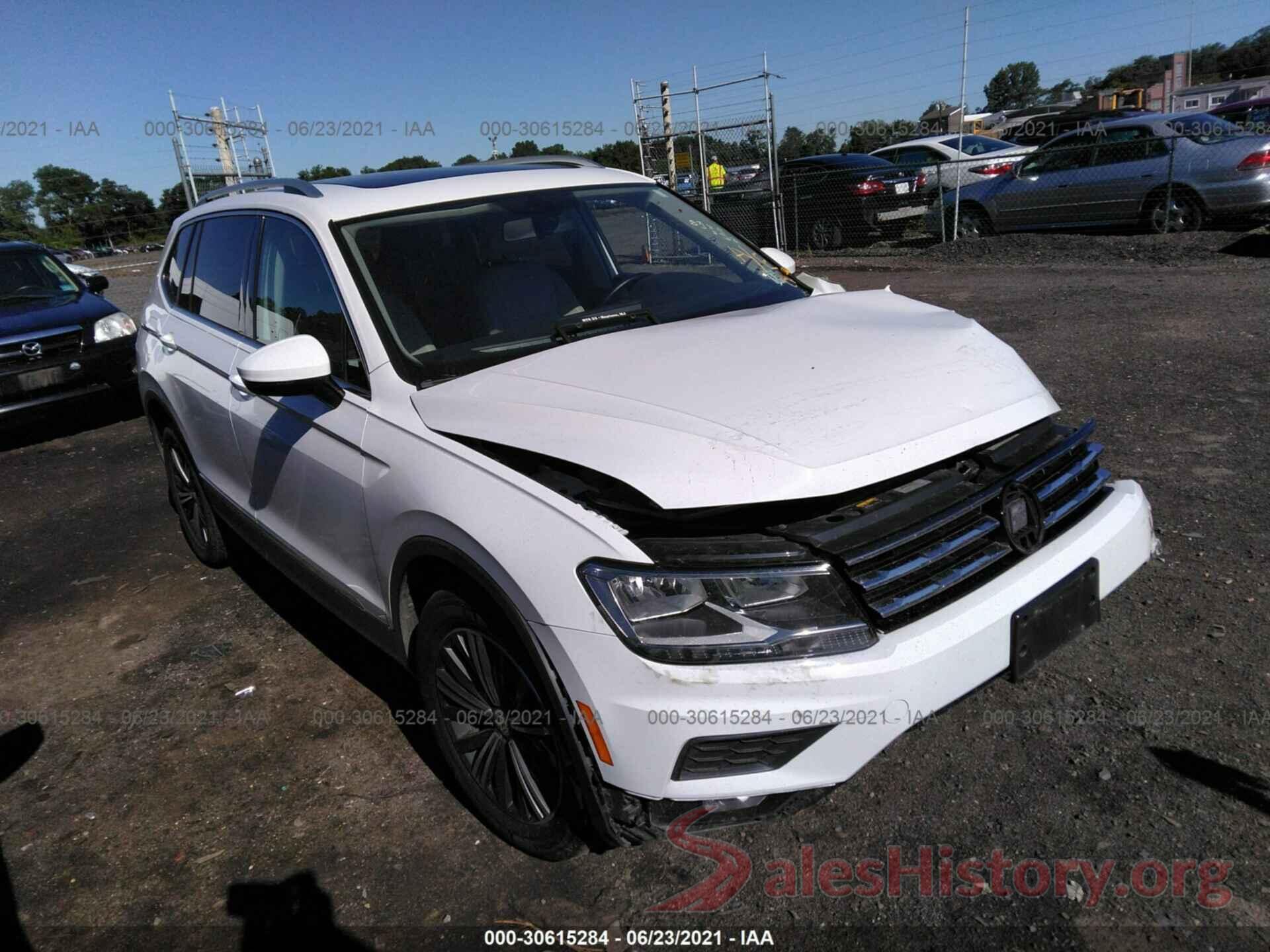 3VV3B7AX1JM028143 2018 VOLKSWAGEN TIGUAN