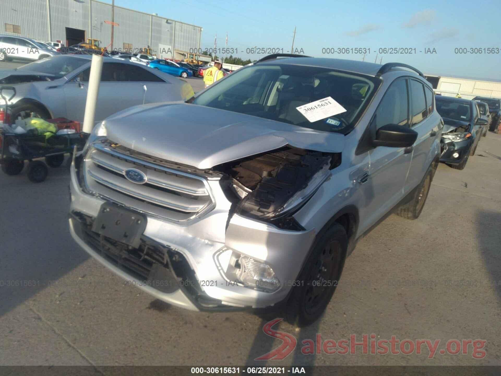 1FMCU9GD4JUA11572 2018 FORD ESCAPE