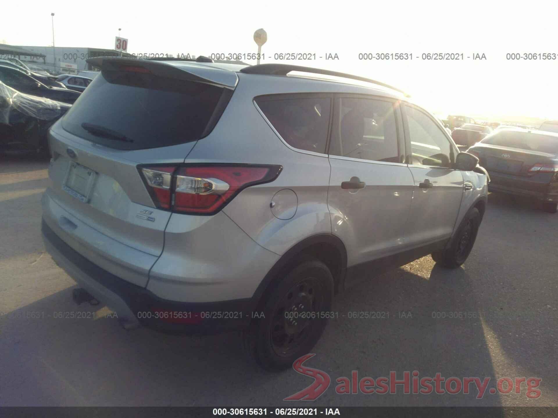 1FMCU9GD4JUA11572 2018 FORD ESCAPE