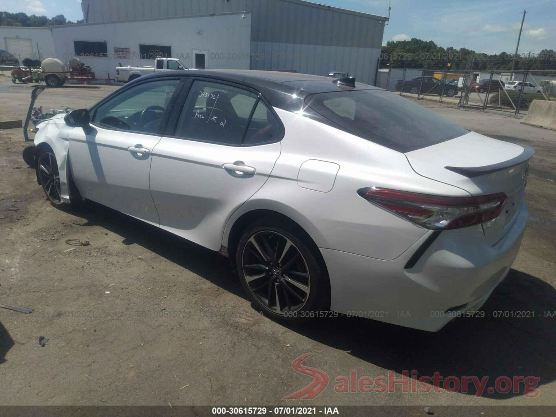 4T1B61HK6KU215621 2019 TOYOTA CAMRY