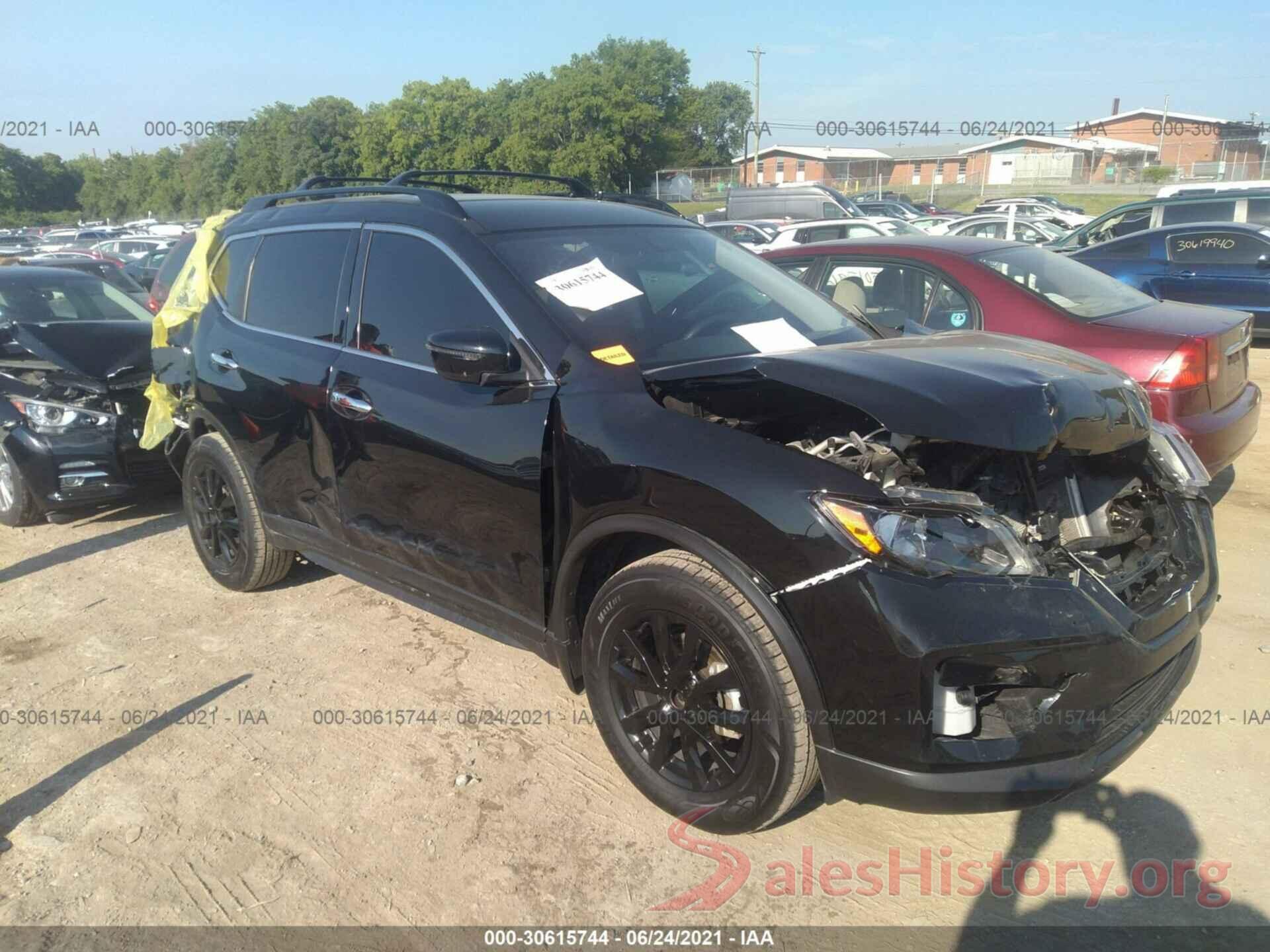 5N1AT2MTXJC780970 2018 NISSAN ROGUE